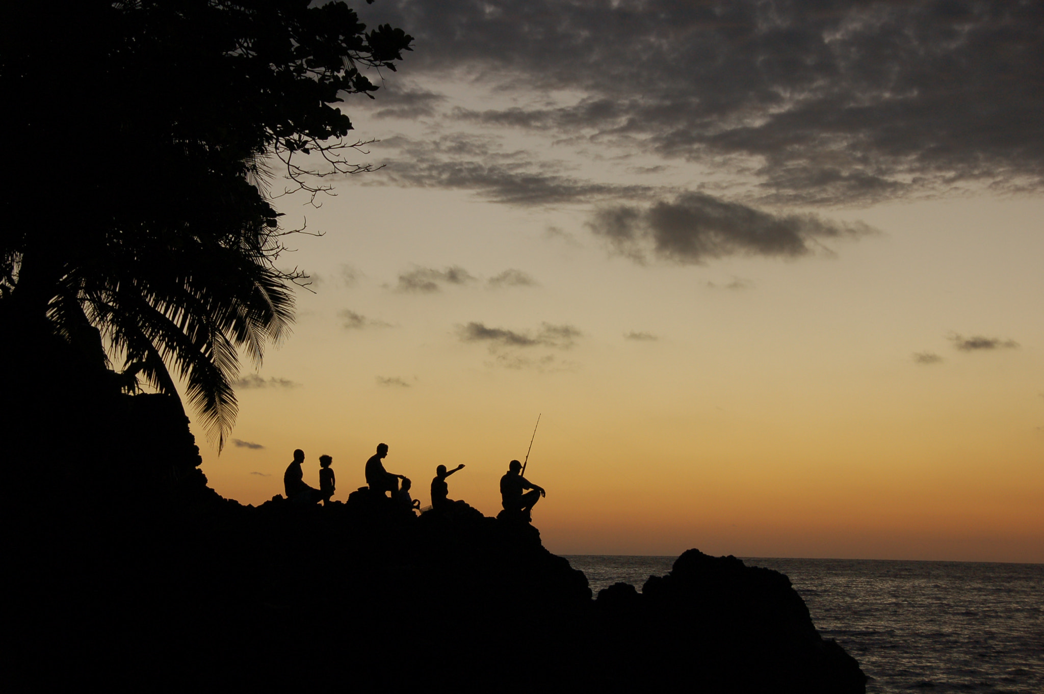 Nikon D50 sample photo. Fishers in sunset photography