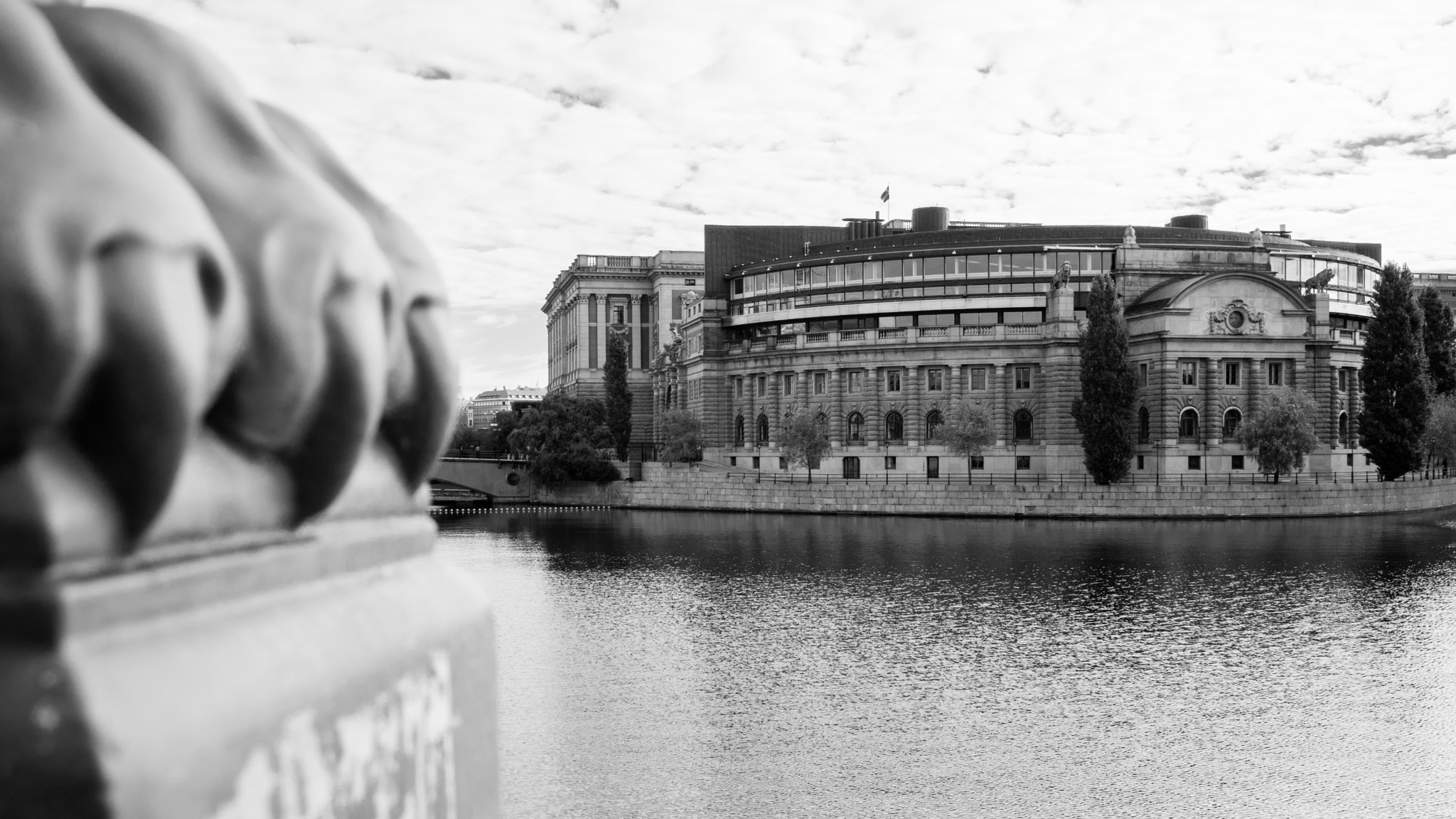 Canon EOS M3 sample photo. The swedish parliament photography