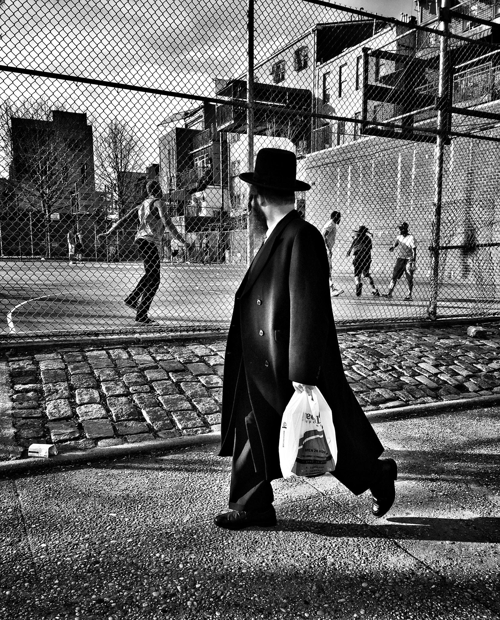 Hipstamatic 321 sample photo. Williamsburg brooklyn photography