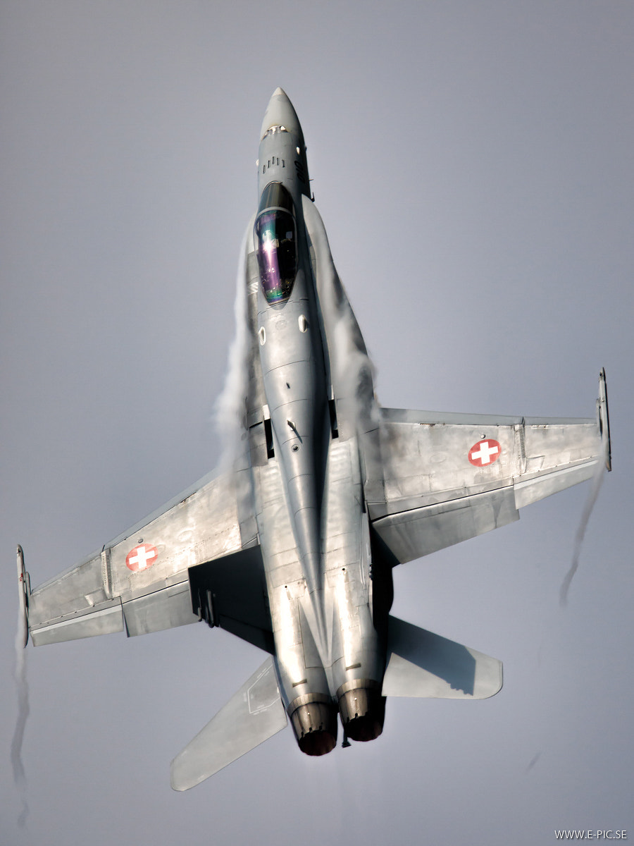 Canon EOS 5D Mark IV sample photo. Fa-18 hornet, schweiz photography