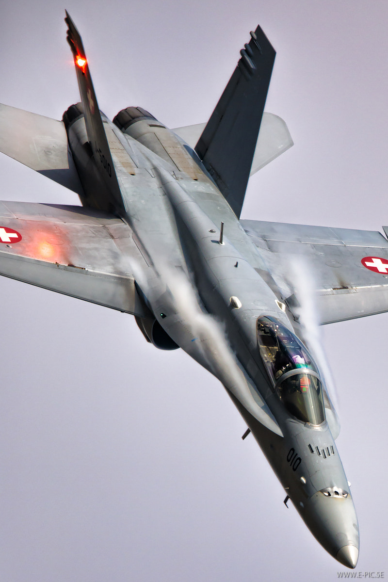 Canon EF 600mm F4L IS II USM sample photo. Fa-18 hornet, schweiz photography