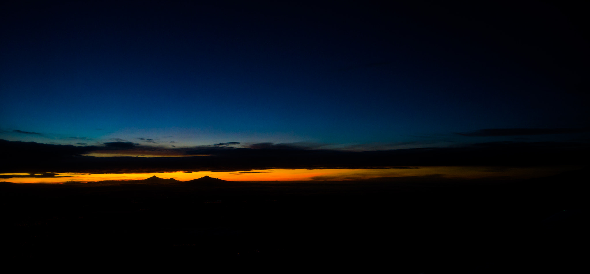 Sony DT 16-105mm F3.5-5.6 sample photo. Volcanos in mexico photography
