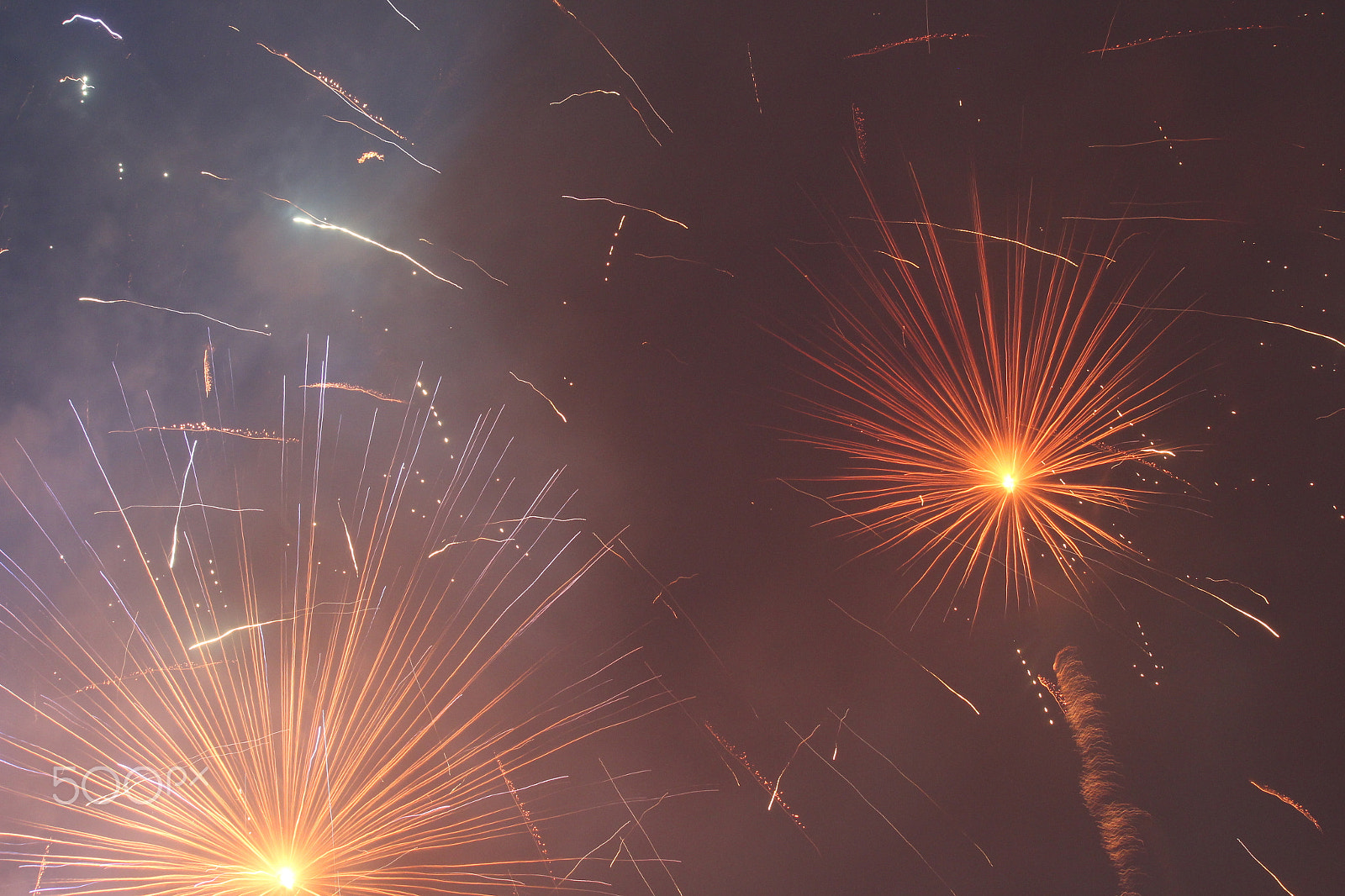 Canon EF-S 55-250mm F4-5.6 IS sample photo. Fireworks go boom photography