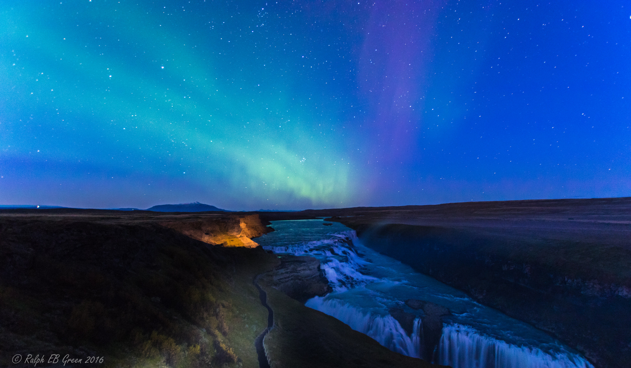 Sigma 10-20mm F3.5 EX DC HSM sample photo. Northern lights over gullfoss photography