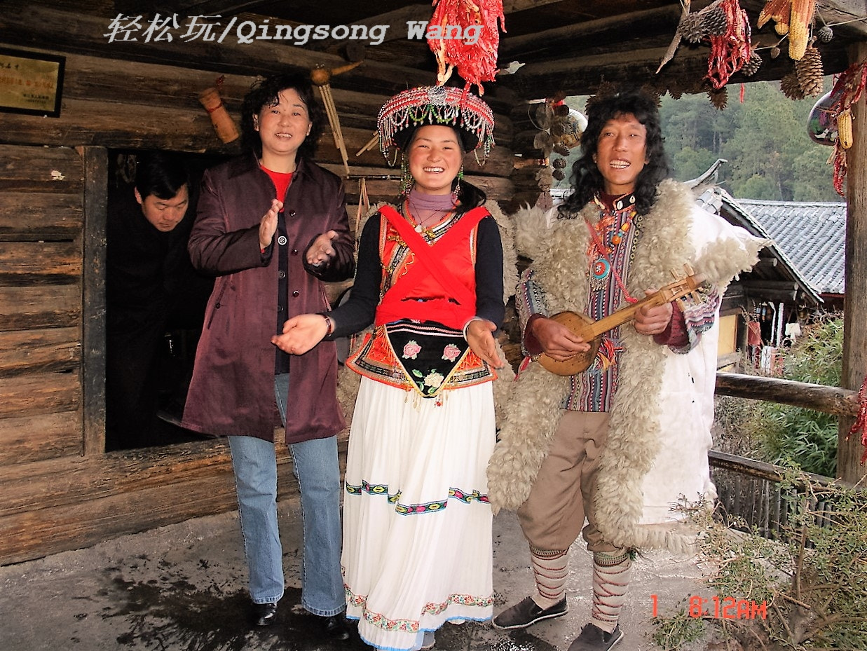 Sony DSC-V3 sample photo. The naxi nationality in lijiang,china photography