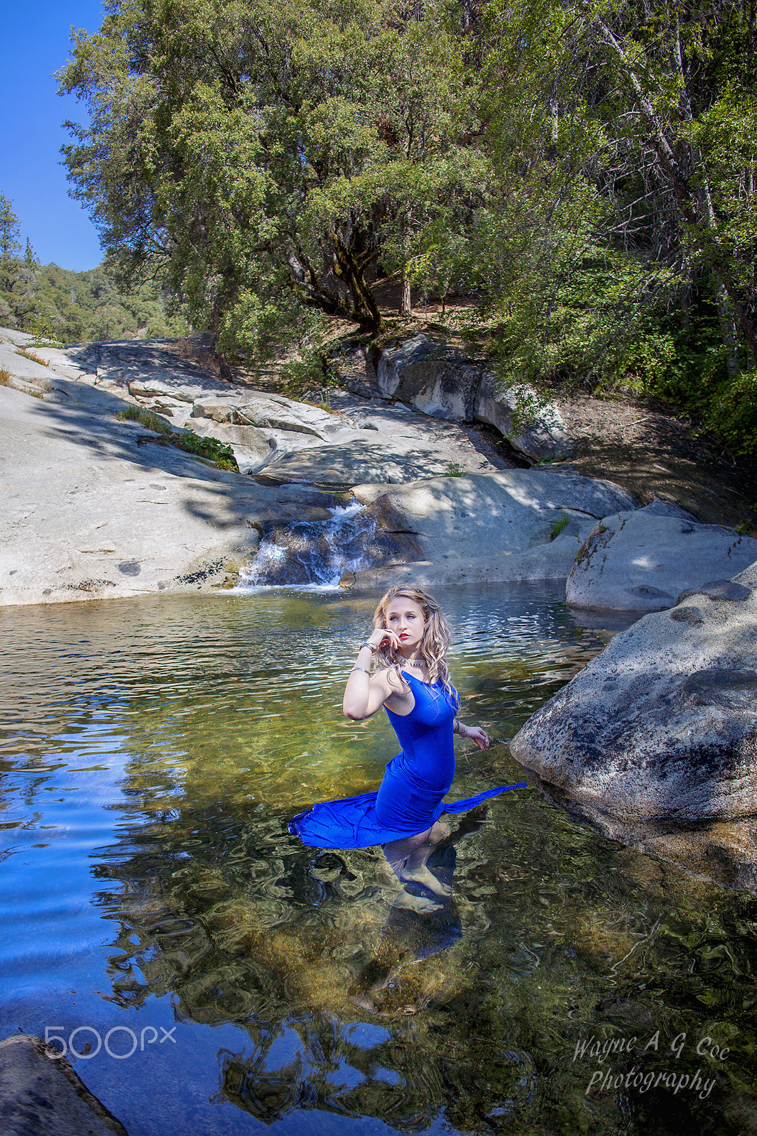 Canon EF 24mm F2.8 sample photo. Blue dress reflections photography