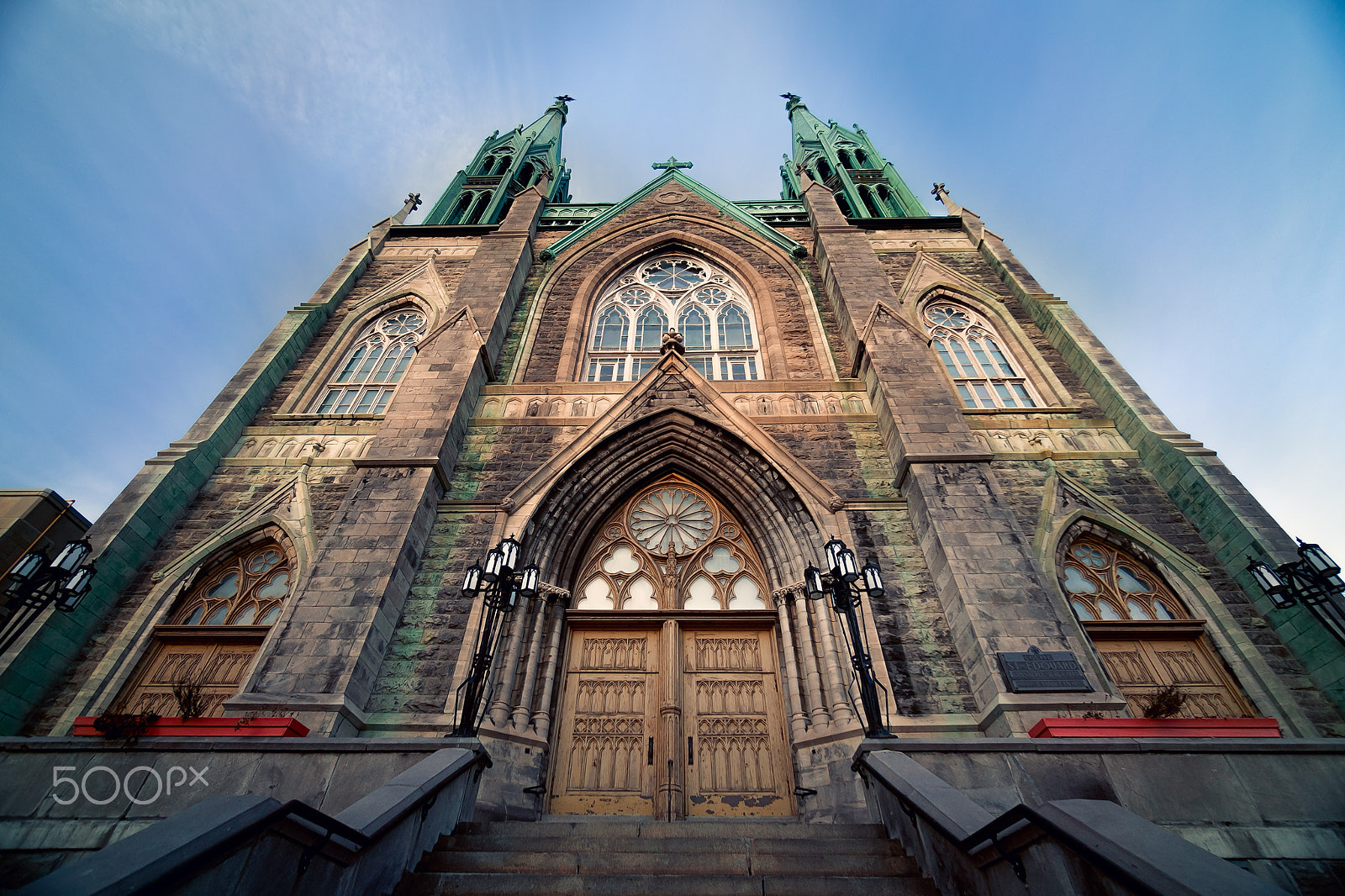 Sony a7R + Sony E 10-18mm F4 OSS sample photo. Église saint-Édouard photography