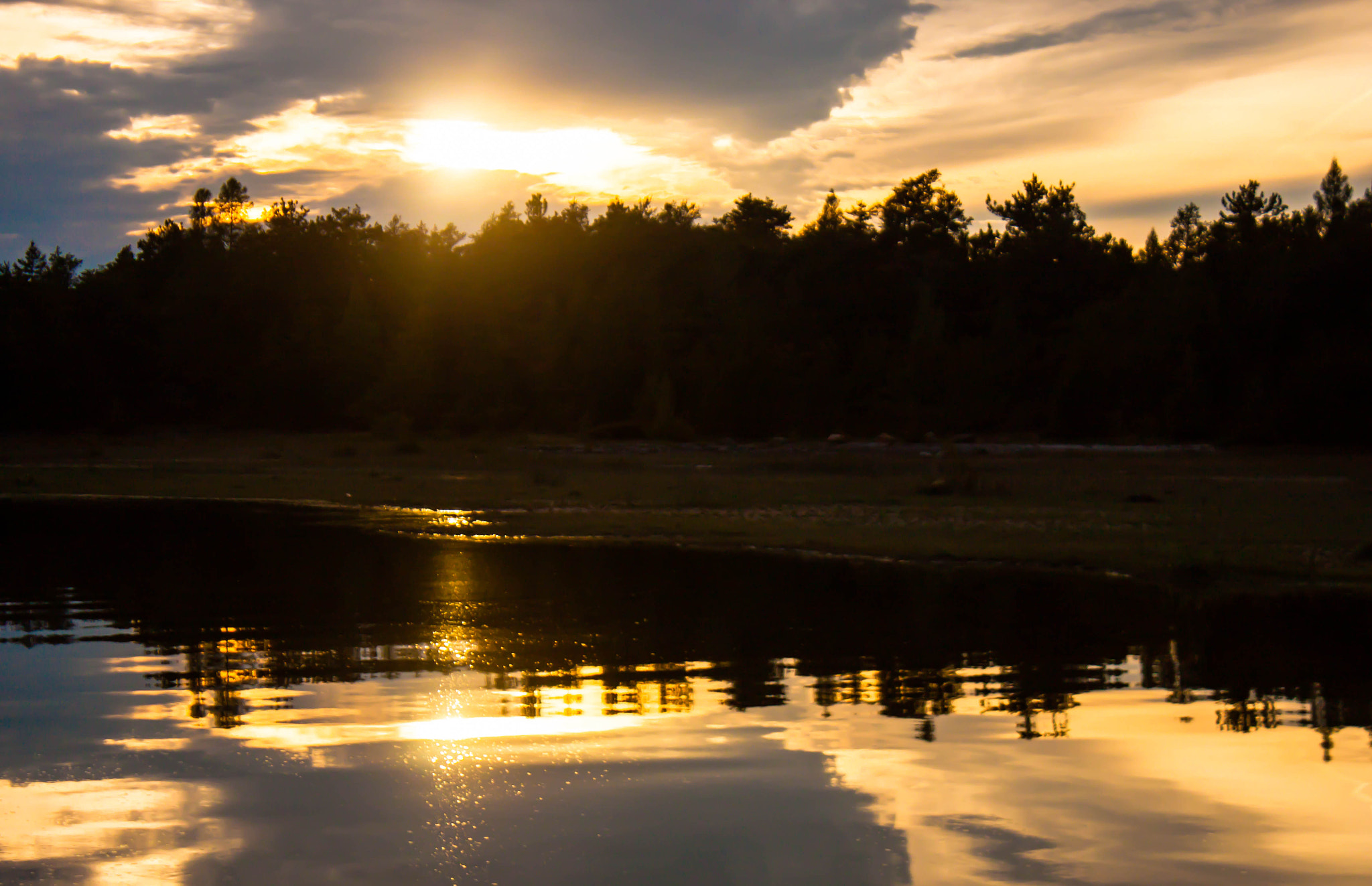 Canon EOS 500D (EOS Rebel T1i / EOS Kiss X3) sample photo. Sunset at singing sands photography