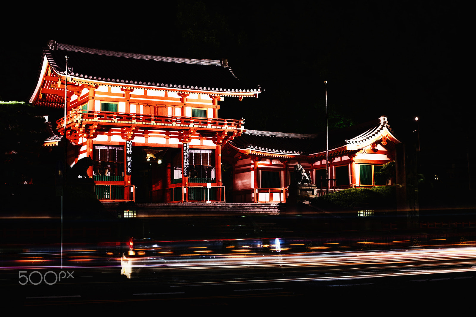 Pentax K-1 + Pentax smc DA* 55mm F1.4 SDM sample photo. Yasaka jjinja photography