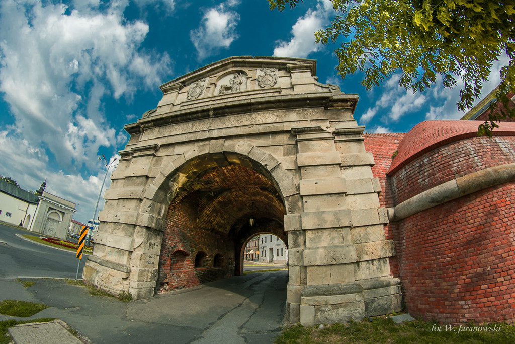 Samyang 8mm F3.5 Aspherical IF MC Fisheye sample photo. Brama lwowska- zamość, poland photography