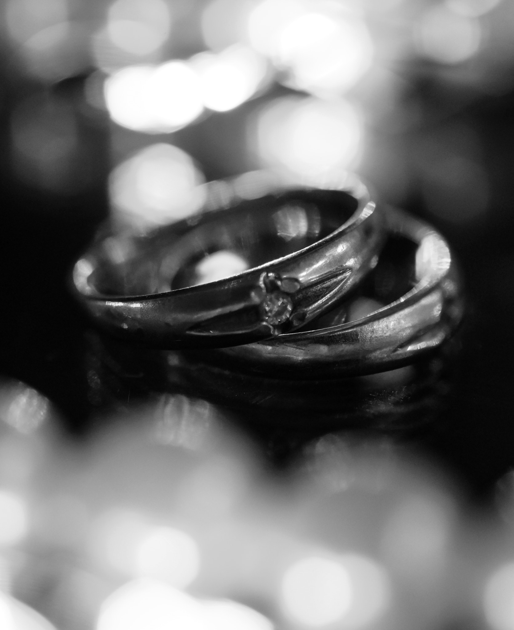 Sony a99 II + MACRO 50mm F2.8 sample photo. Wedding rings photography