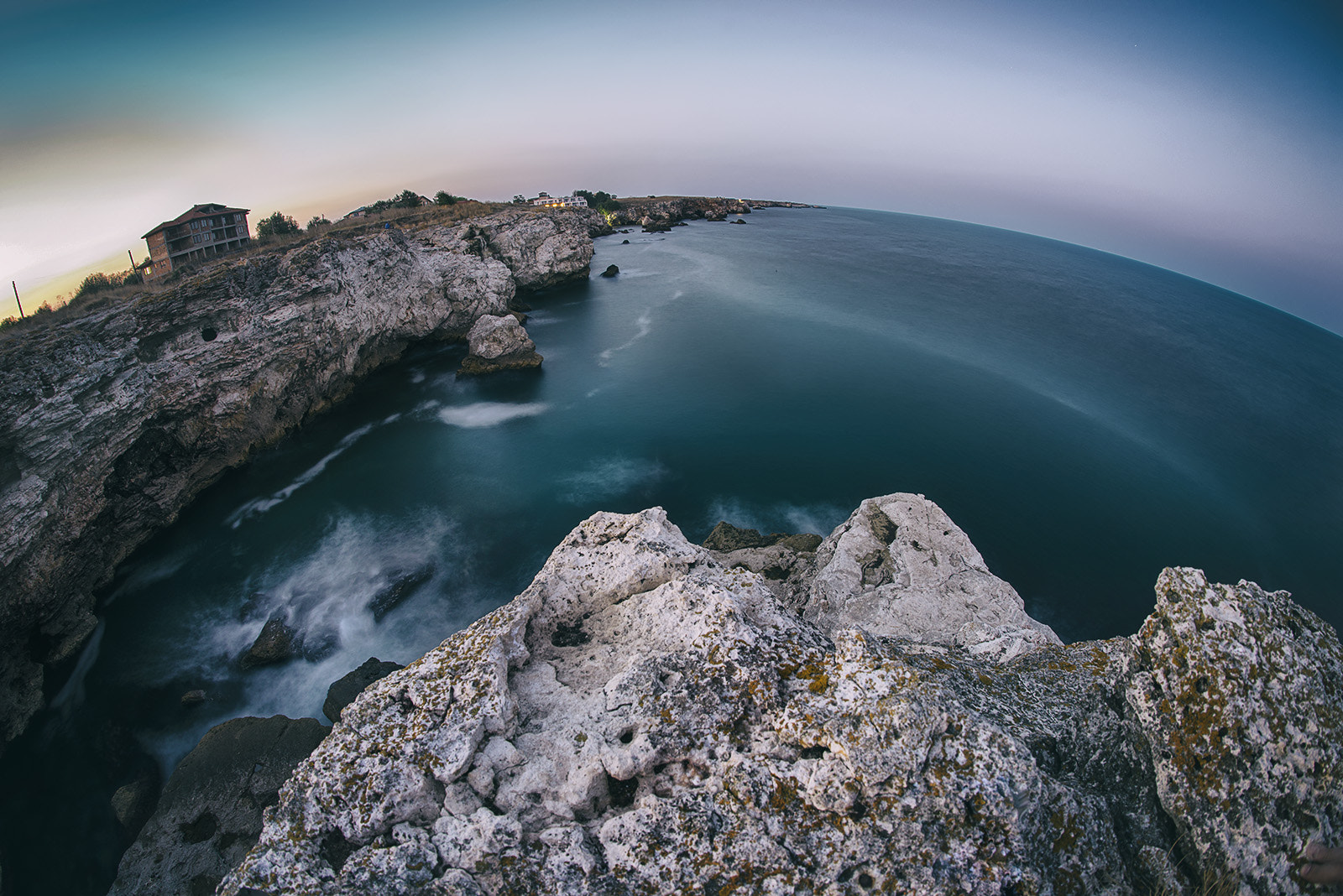 Samyang 12mm F2.8 ED AS NCS Fisheye sample photo. Dsc photography