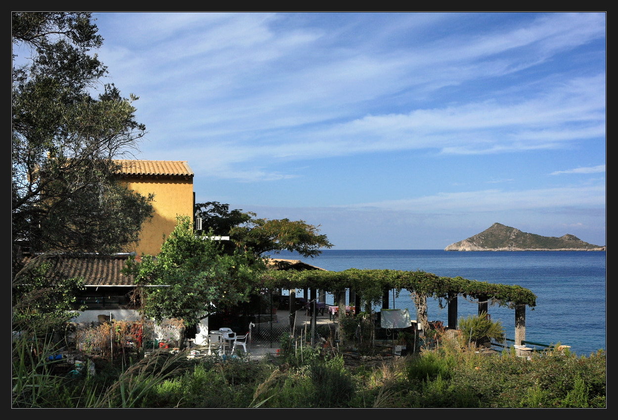 Canon EOS 450D (EOS Rebel XSi / EOS Kiss X2) sample photo. Nice place to have some beer... photography