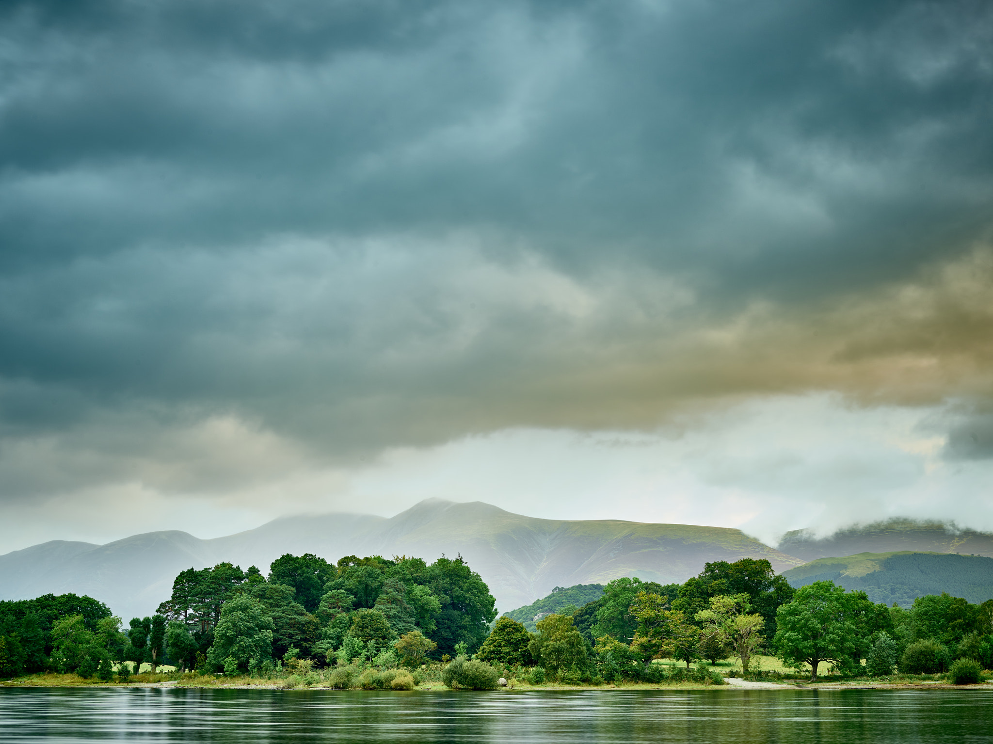 Phase One IQ160 + Schneider Kreuznach LS 80mm f/2.8 sample photo. Dramatic derwent photography
