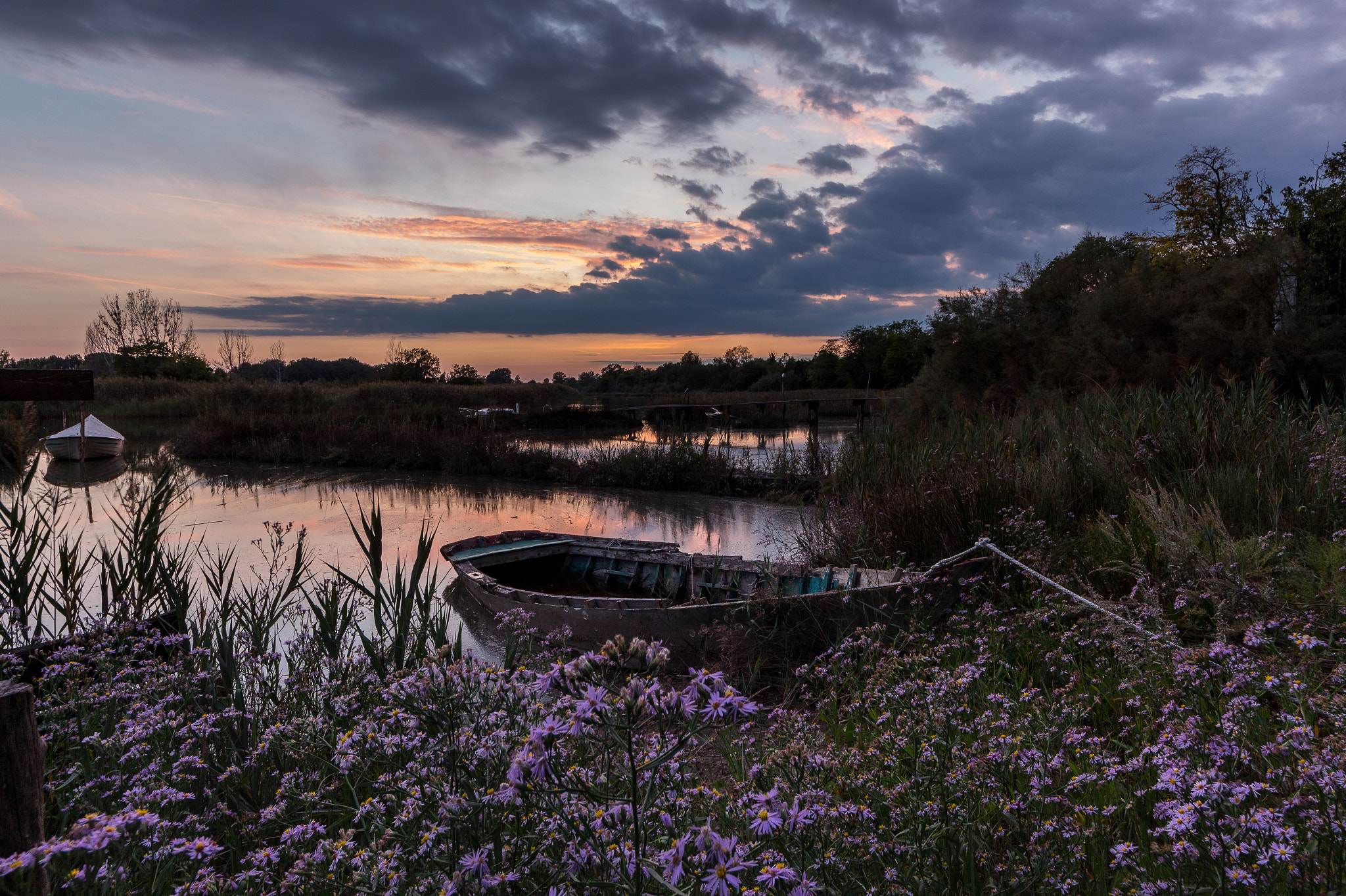 Sigma 8-16mm F4.5-5.6 DC HSM sample photo. What remains photography
