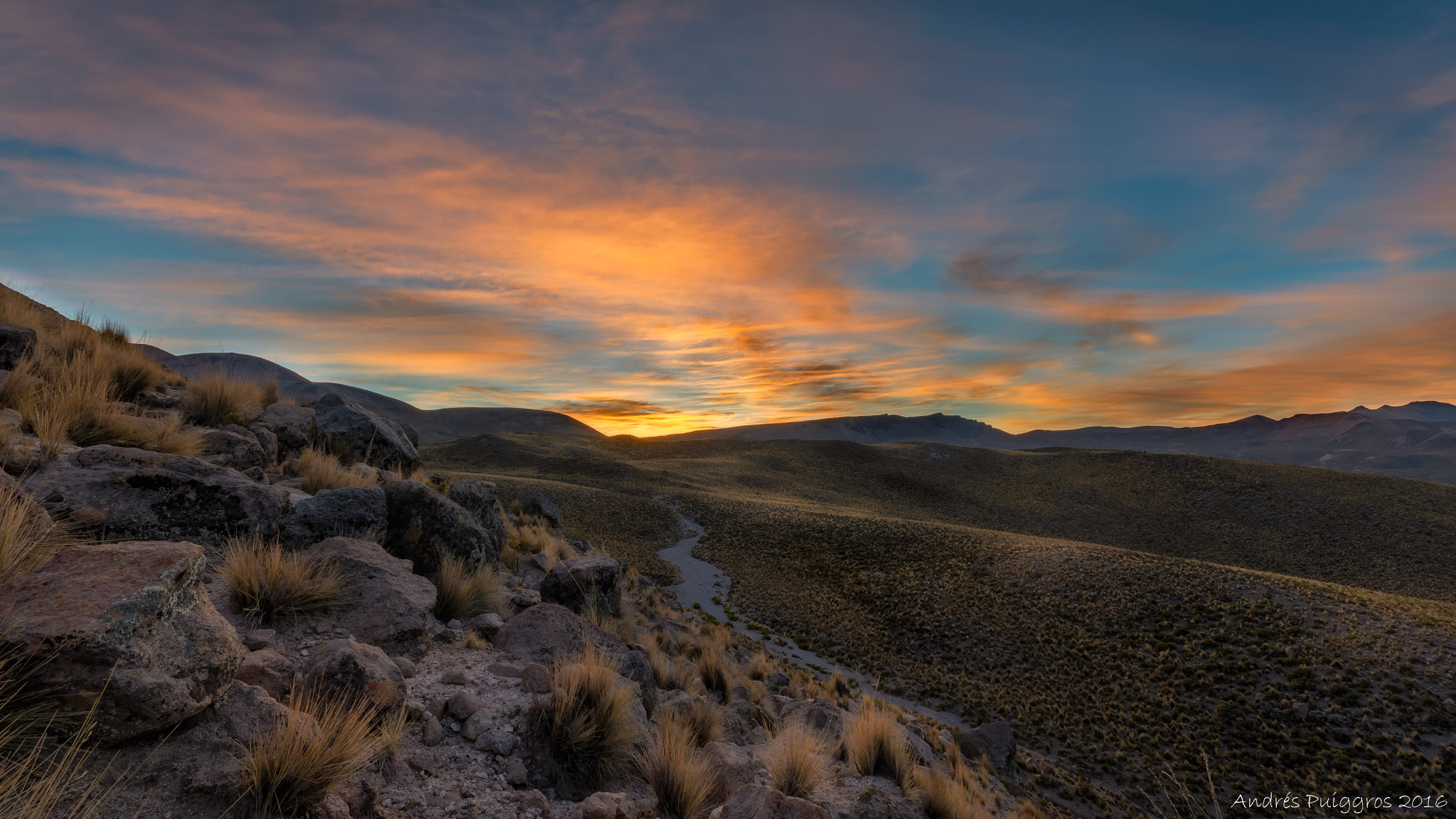 Sigma 10-20mm F4-5.6 EX DC HSM sample photo. Sunrise at taapaca photography