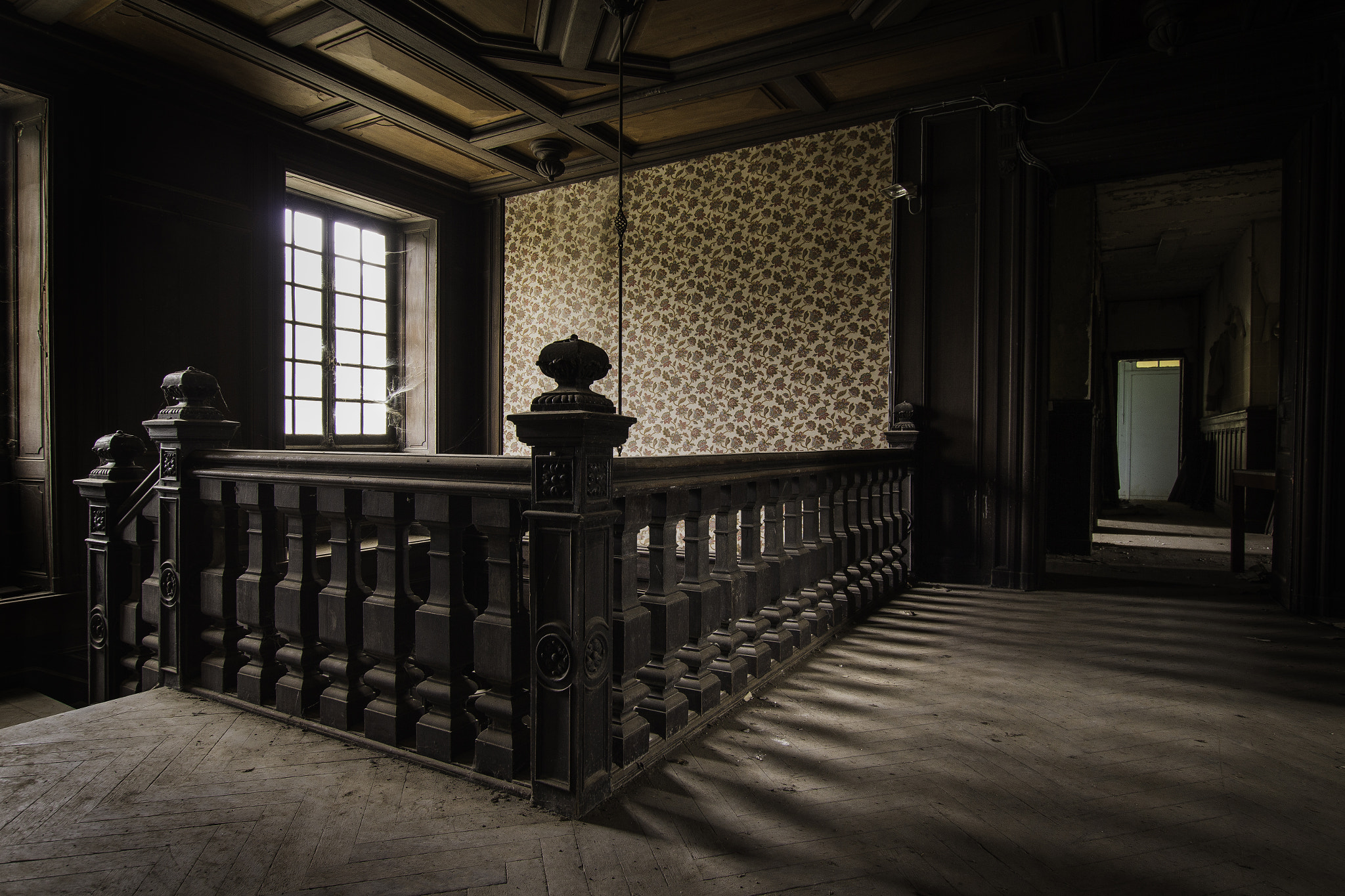 Sigma 10-20mm F3.5 EX DC HSM sample photo. Abandoned castle photography