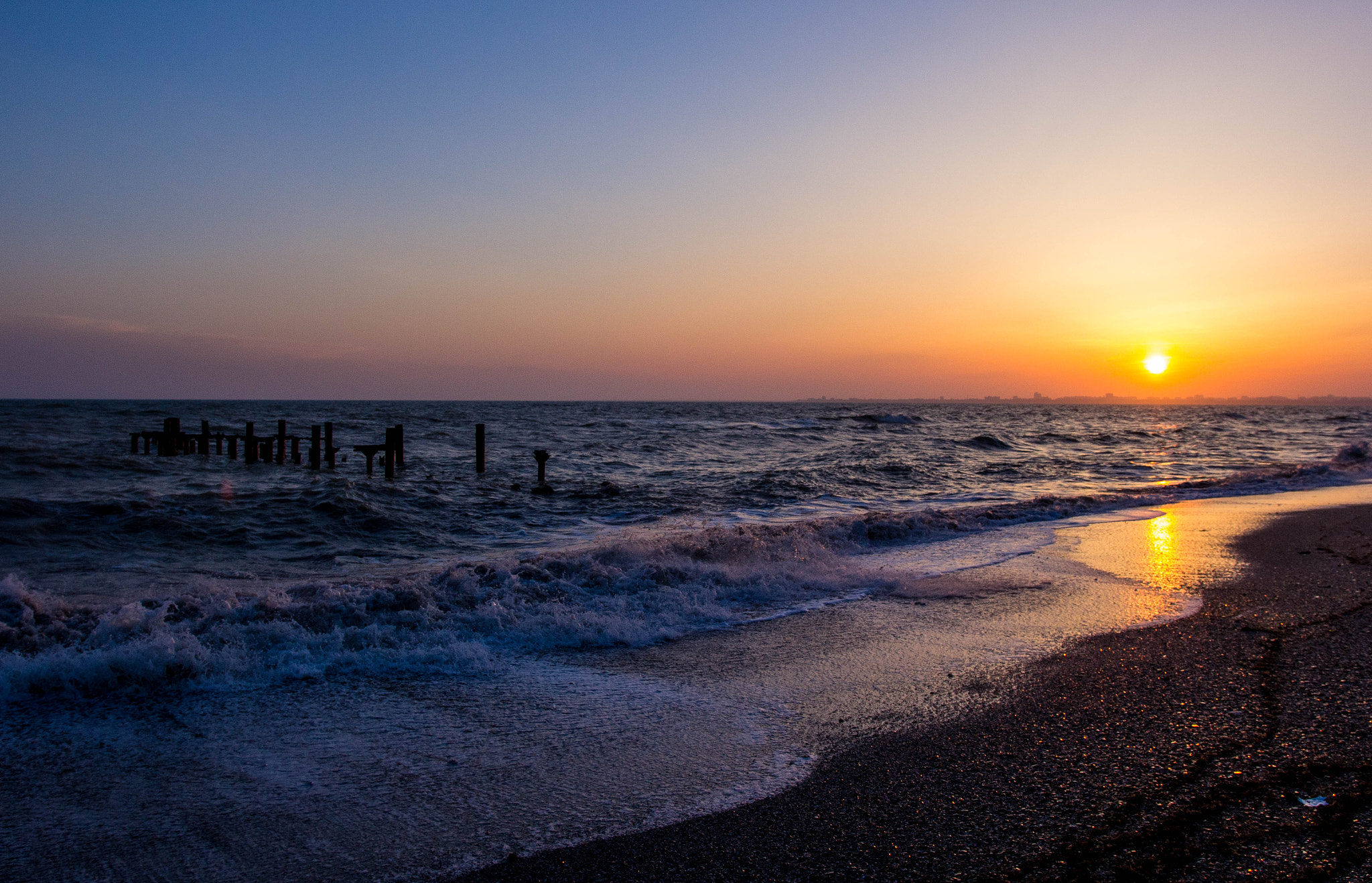 Sigma 18-35mm f/1.8 DC HSM sample photo. Закат в Евпатории photography