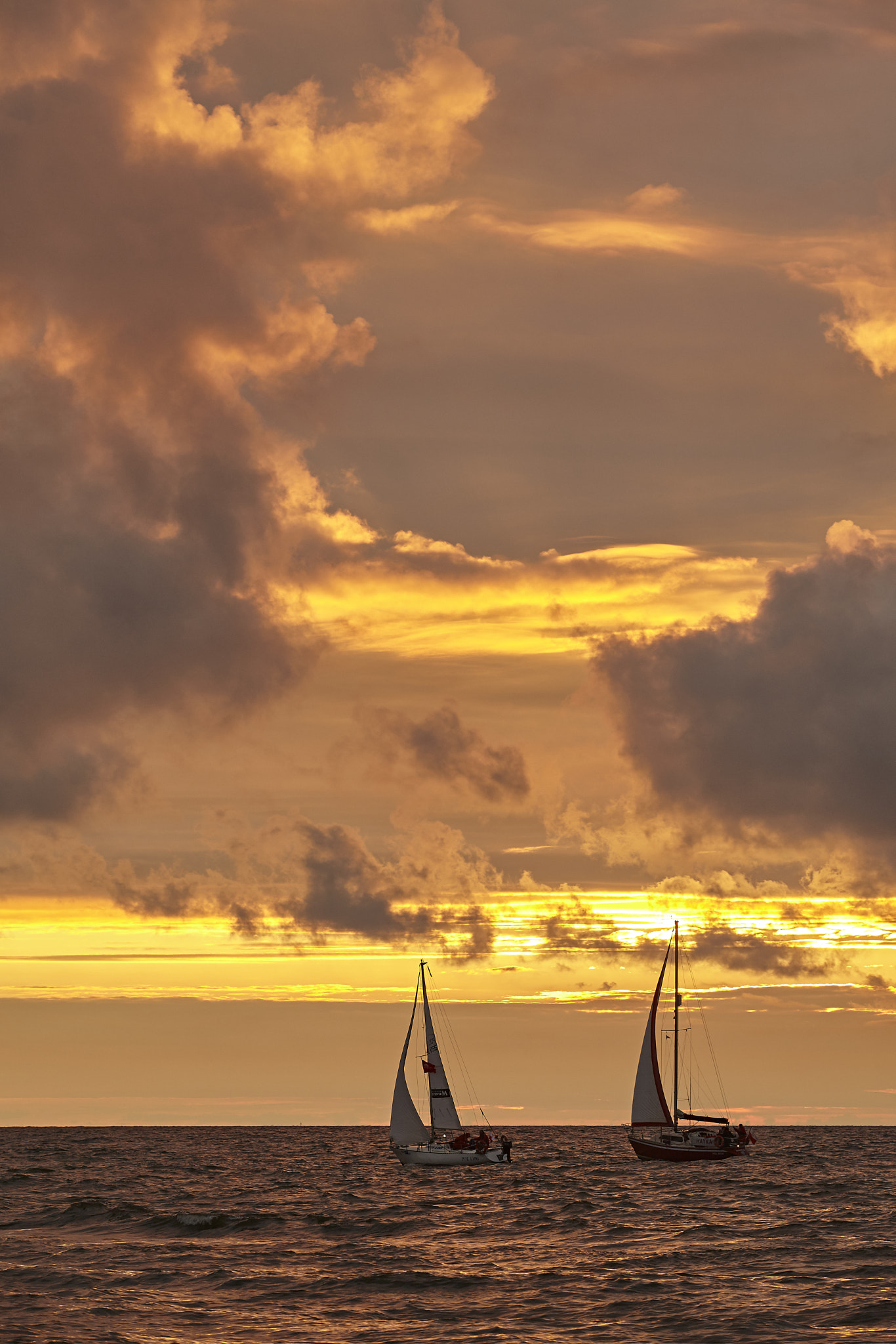 Canon EF 70-200mm F2.8L USM sample photo. Sunset at baltic sea photography