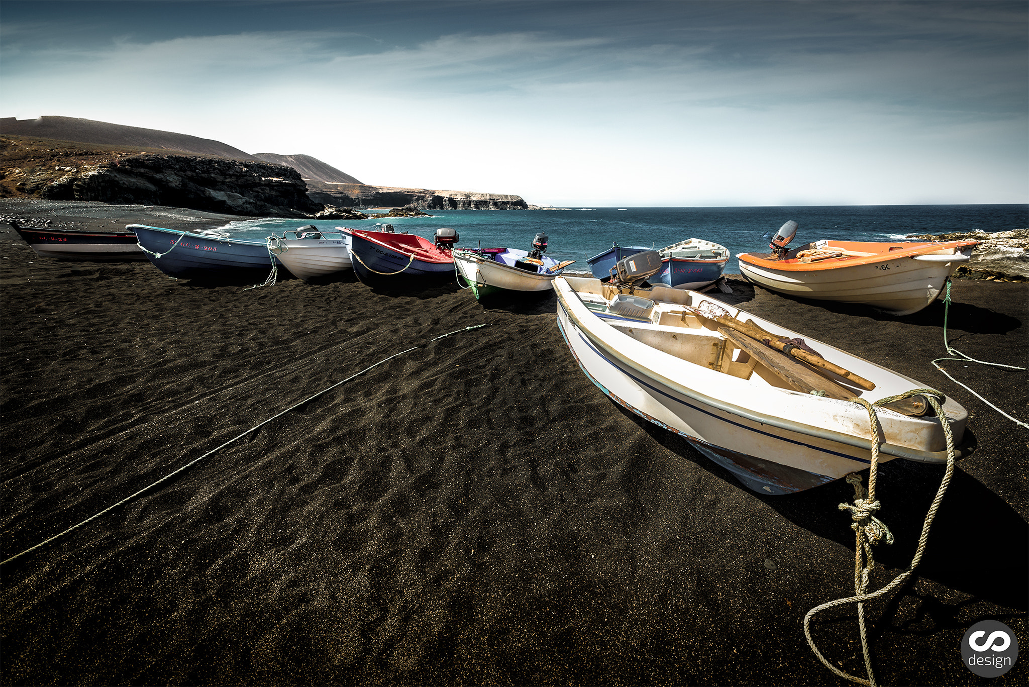 Nikon AF-S Nikkor 17-35mm F2.8D ED-IF sample photo. Fisherman´s boat photography