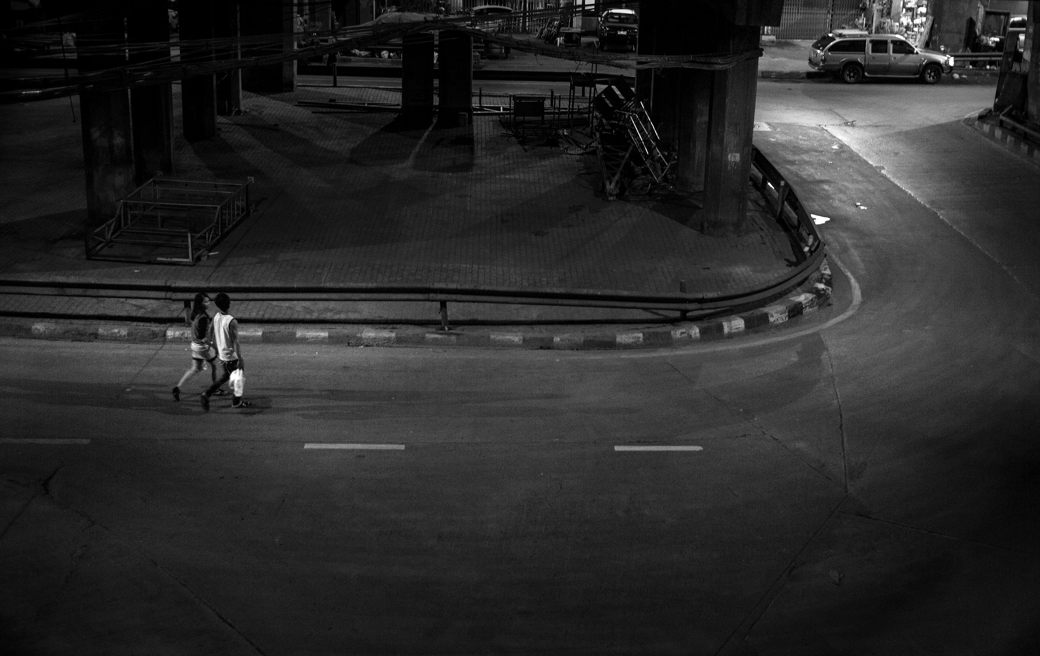 Sigma 30mm F1.4 EX DC HSM sample photo. The walkers #2 photography