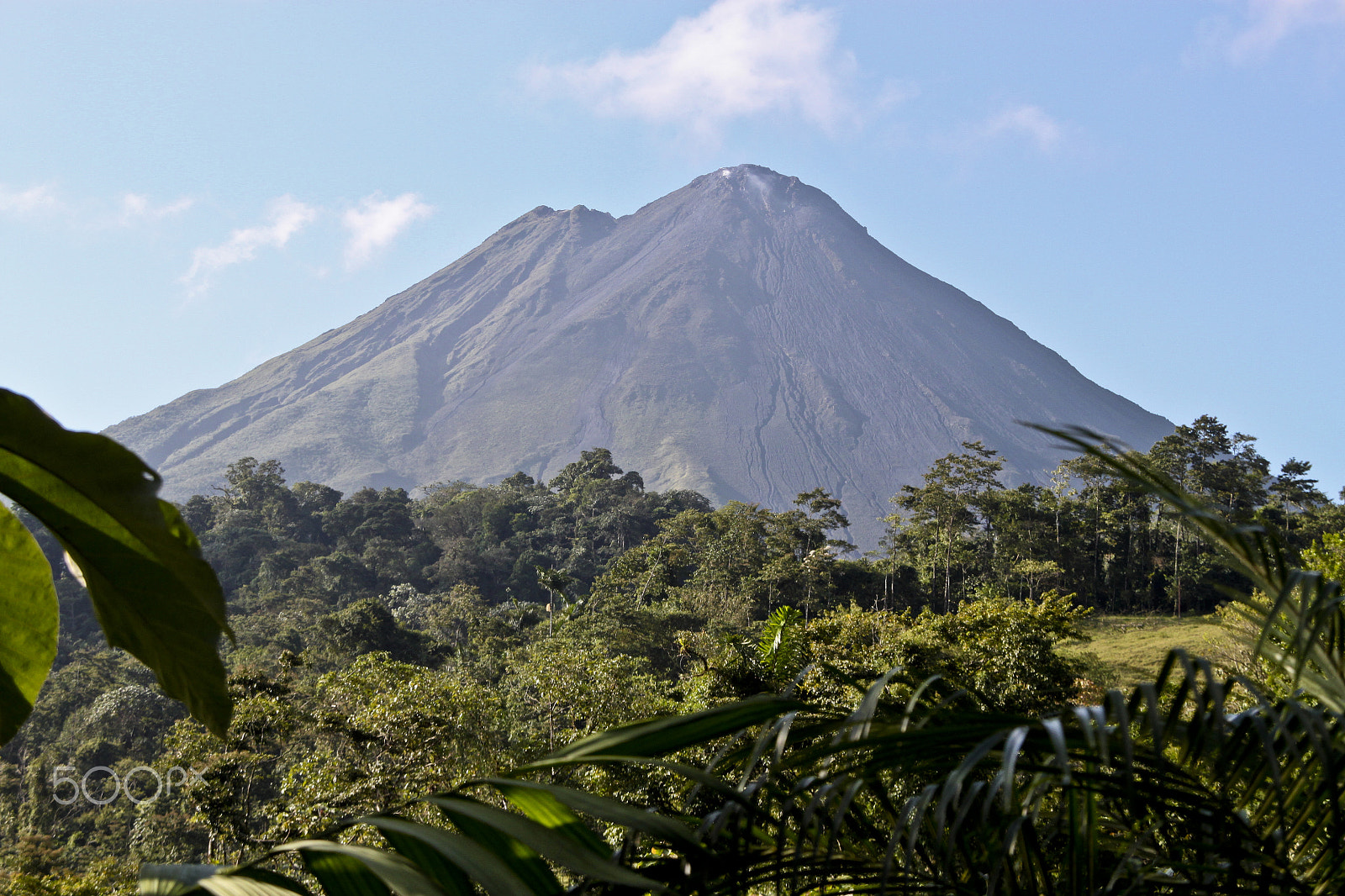 Canon EOS 500D (EOS Rebel T1i / EOS Kiss X3) sample photo. Volcano in the jungle photography