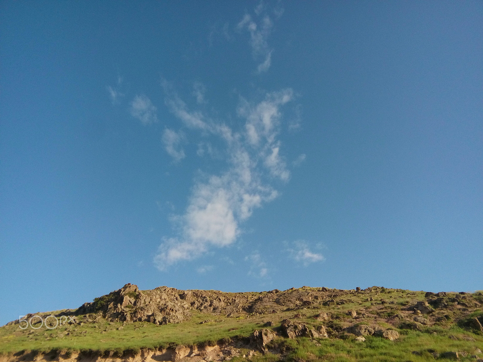 LG L Bello sample photo. A little cloud photography
