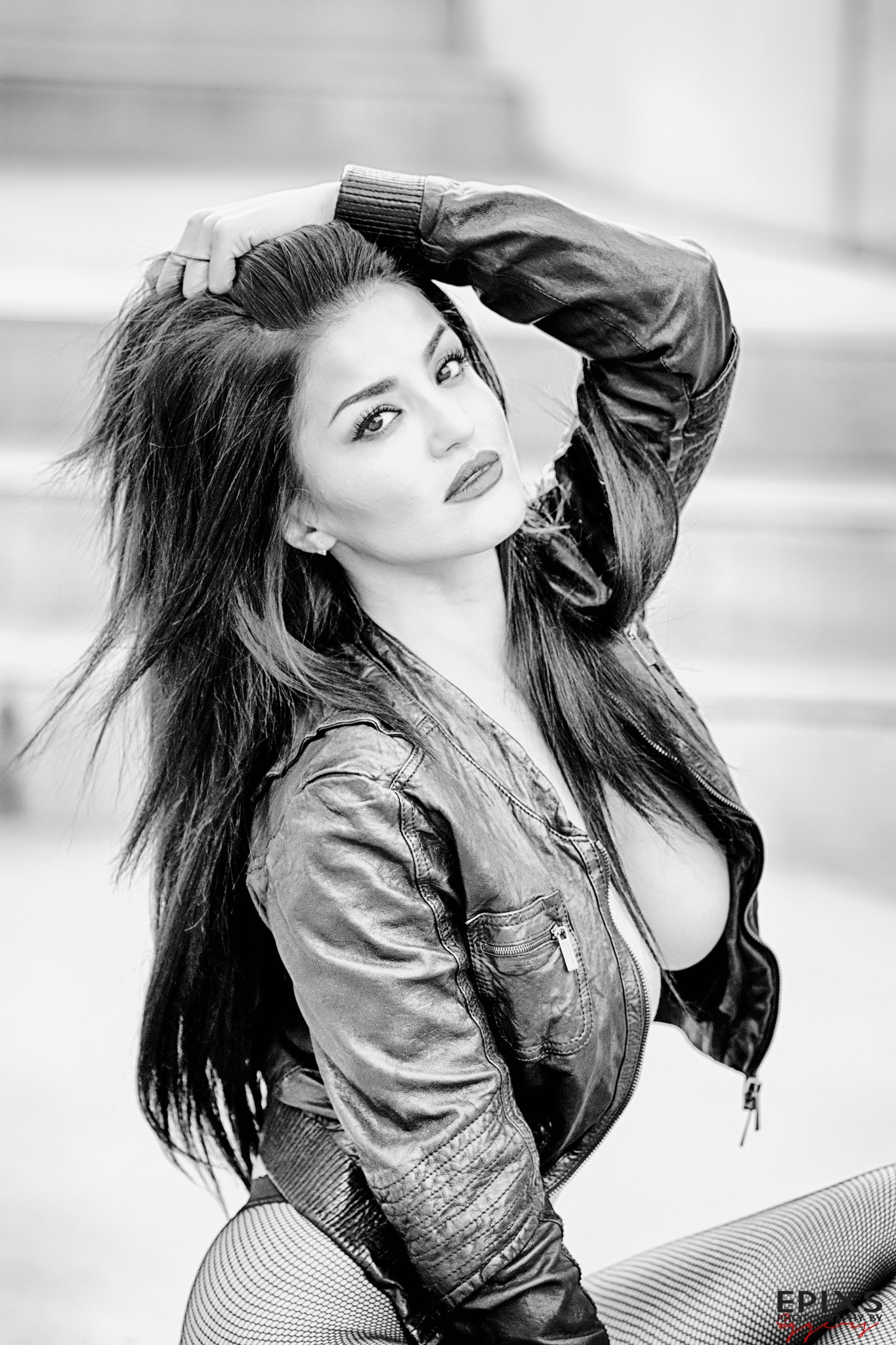 Nikon AF Nikkor 85mm F1.8D sample photo. Busty beauty photography