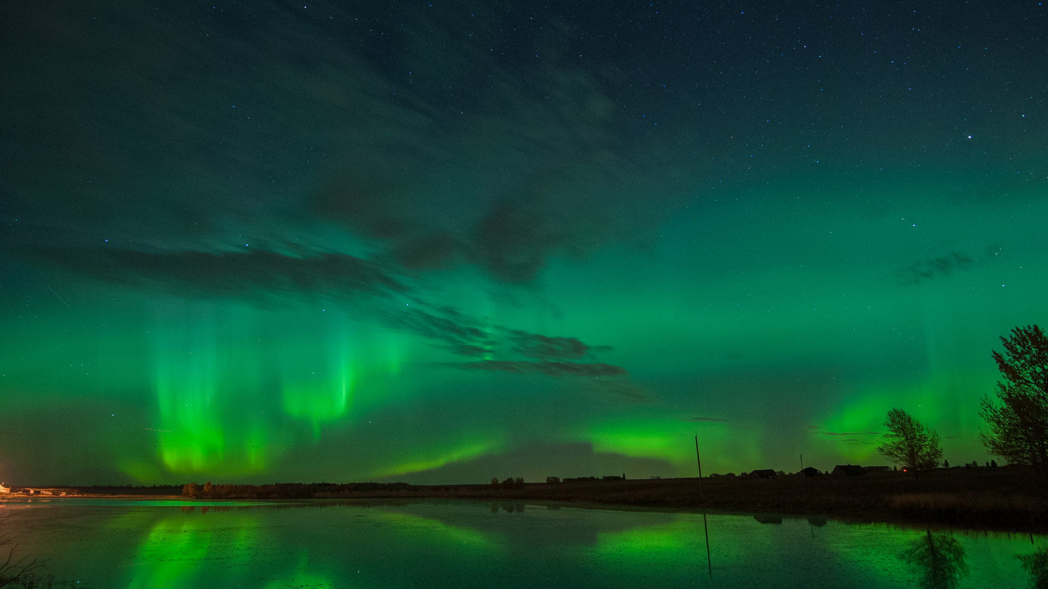 Nikon D5000 sample photo. Northern lights photography