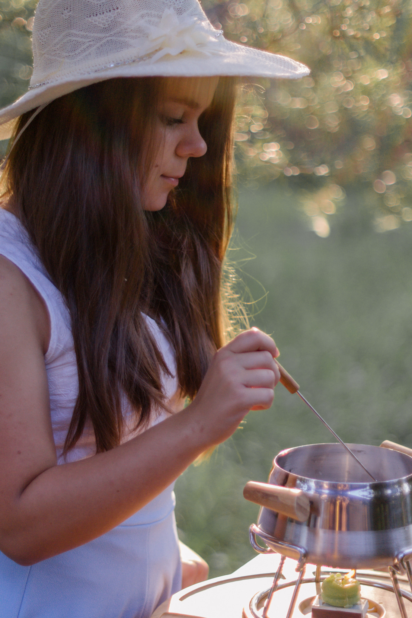 Sony SLT-A77 + Sony 50mm F1.4 sample photo. Sunny chocolate fondu photography