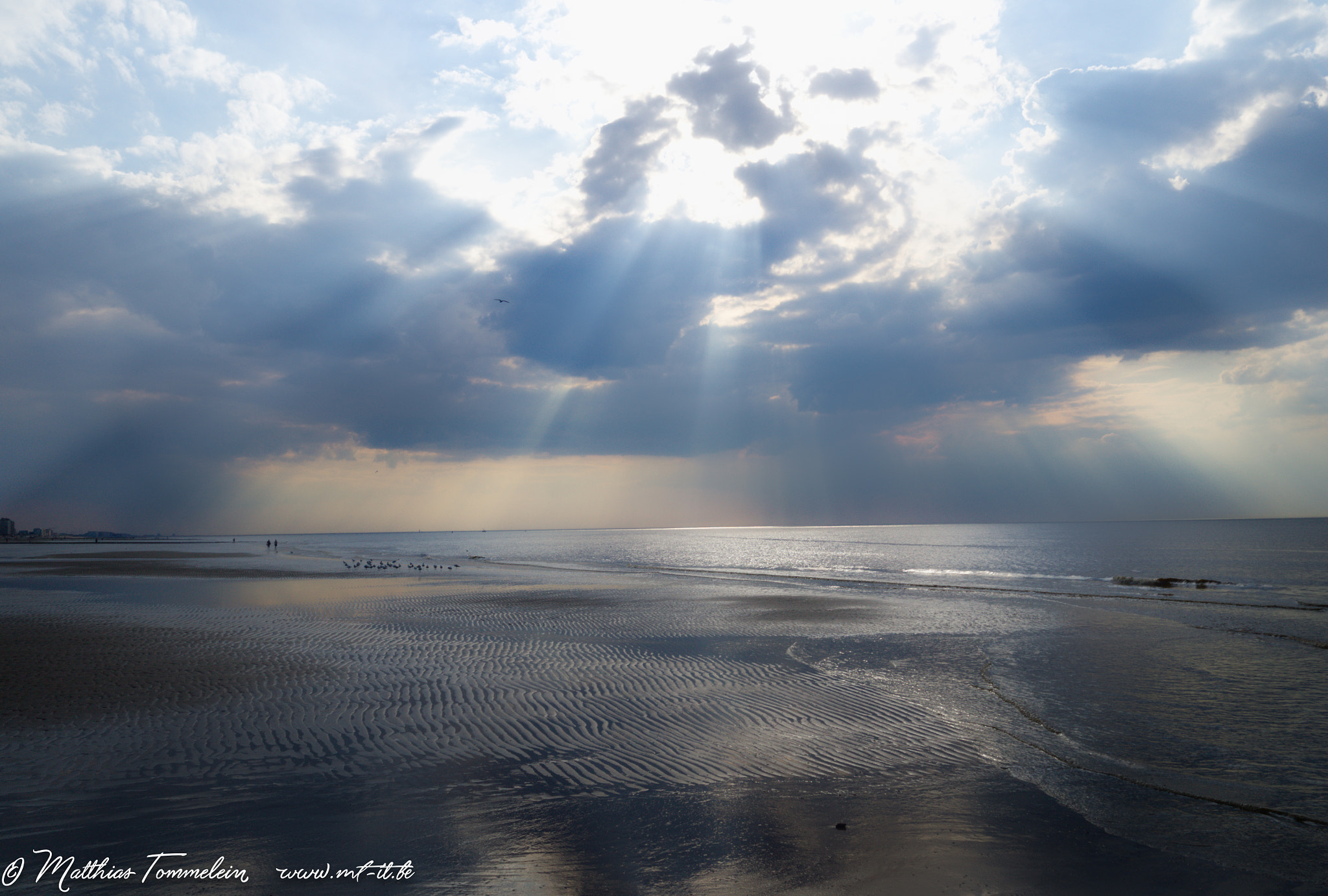 Vario-Elmar T 1:3.5-5.6 / 18-56 ASPH. sample photo. Ostend beach photography