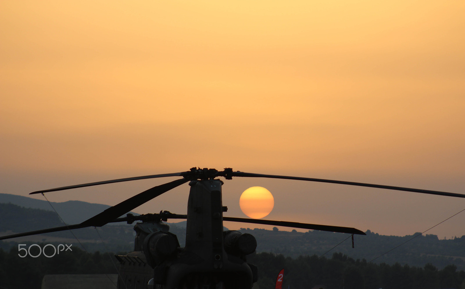 Canon EF 75-300mm f/4-5.6 USM sample photo. Sunset at the base photography