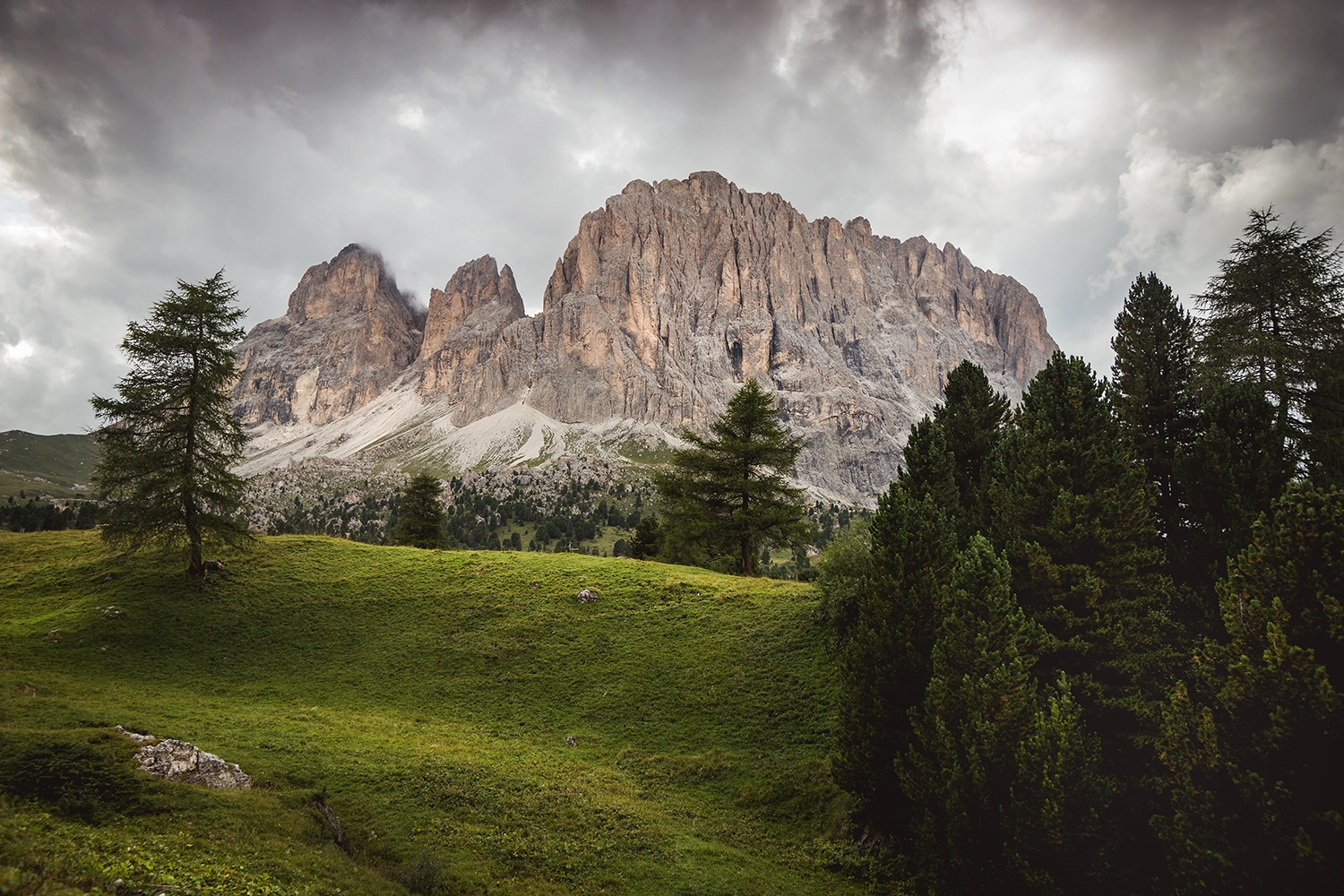 Sony a99 II + Sony Vario-Sonnar T* 16-35mm F2.8 ZA SSM sample photo. Langkofel photography