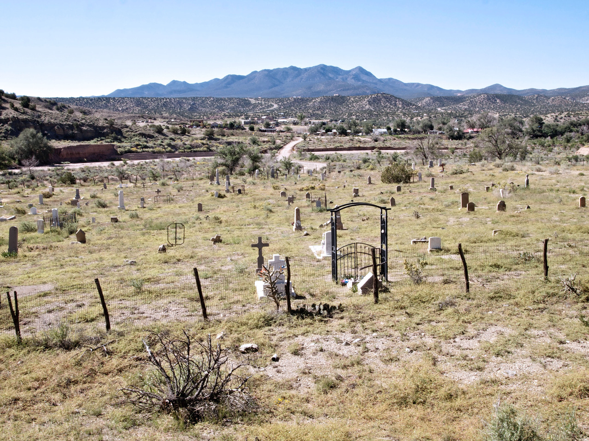 Olympus M.Zuiko Digital ED 14-42mm F3.5-5.6 sample photo. Cerrillos new mexico landscape photography