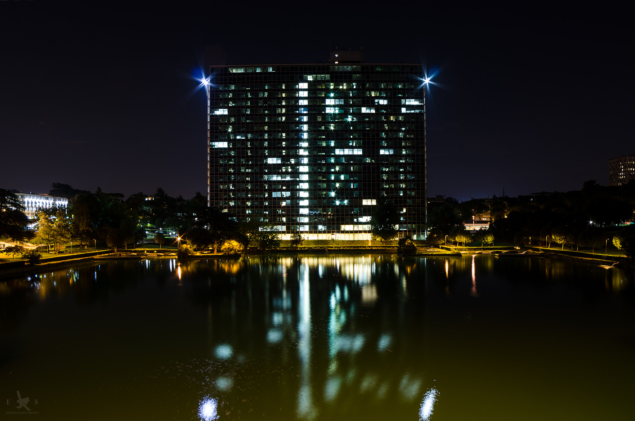 Samyang 14mm F2.8 ED AS IF UMC sample photo. Productivity photography