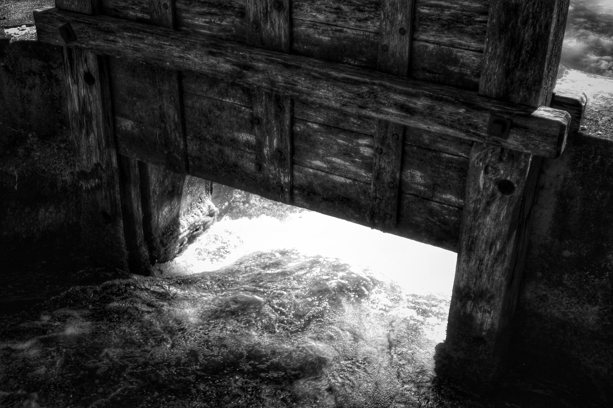 Tamron AF 28-200mm F3.8-5.6 XR Di Aspherical (IF) Macro sample photo. Flowing waters at alley springs mill photography
