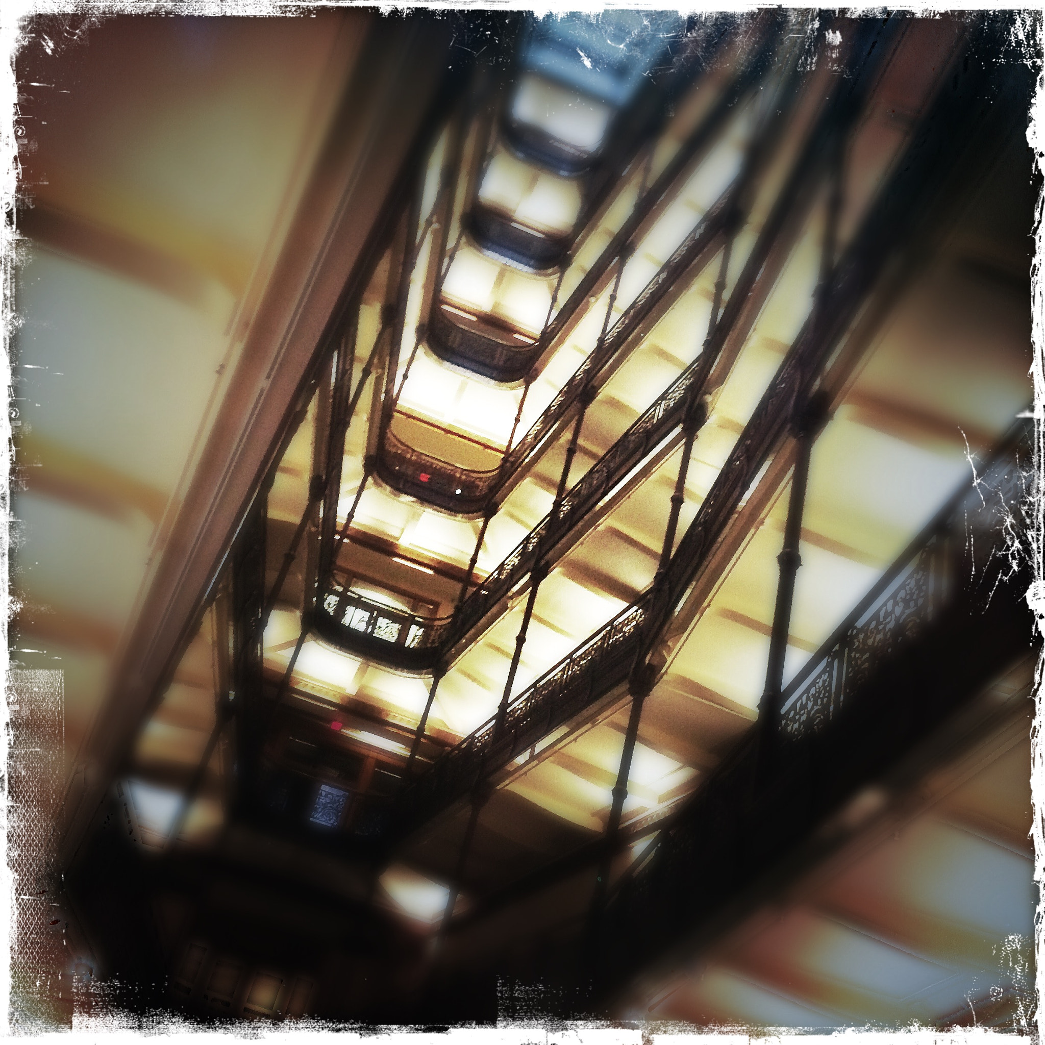 Hipstamatic 313 sample photo. Milwaukee city hall photography