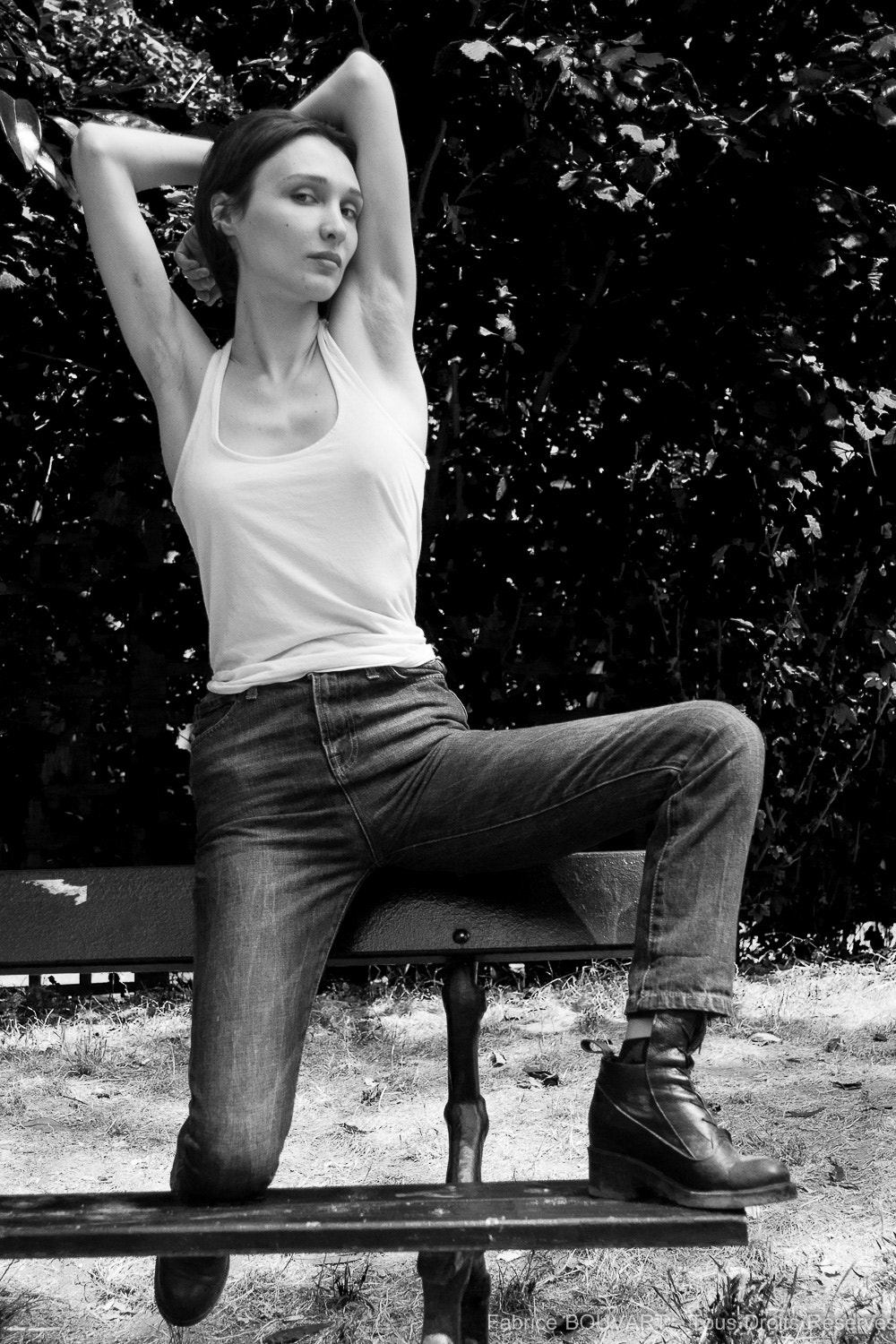 Sony Alpha DSLR-A700 sample photo. Sur un banc photography
