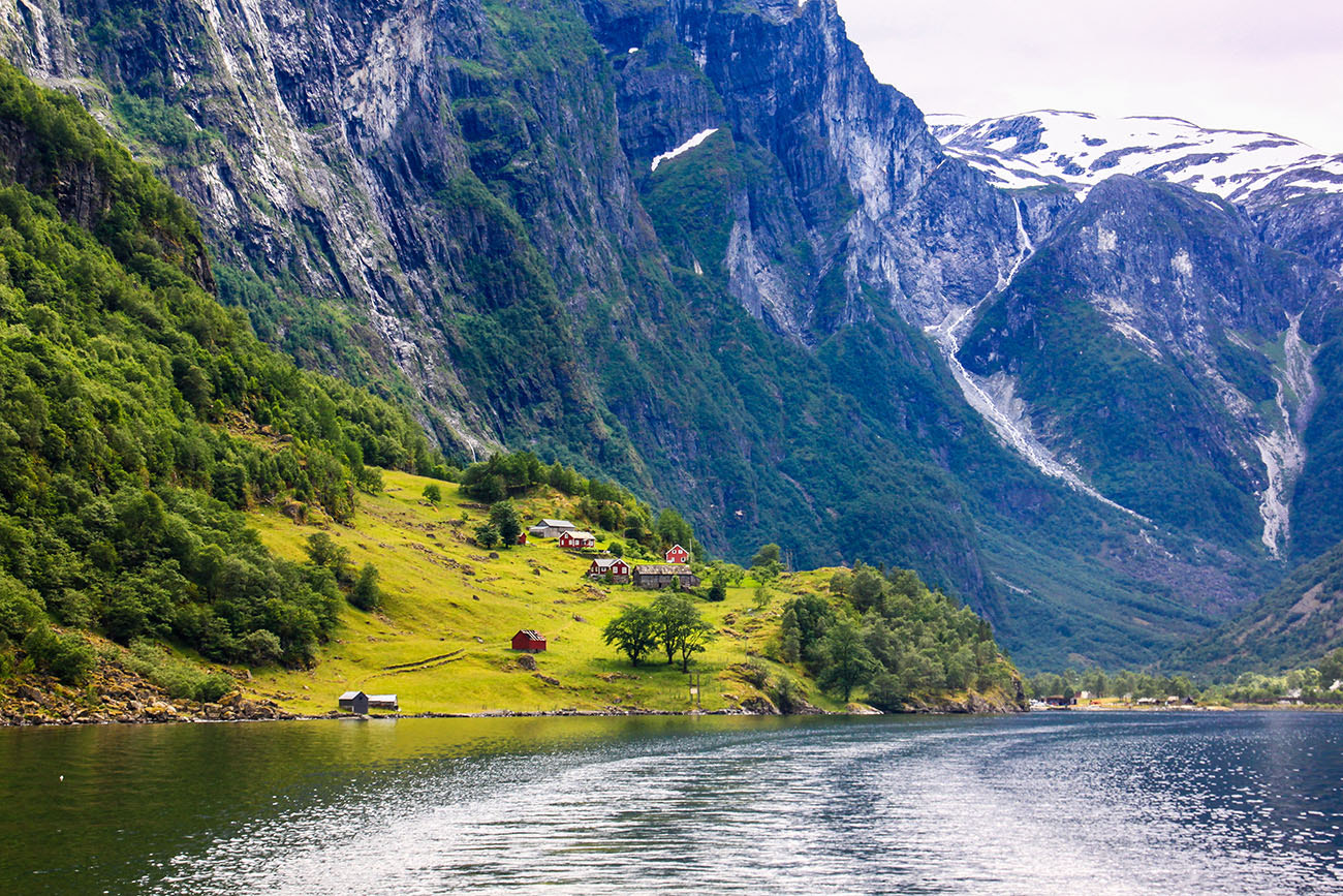 Canon EOS 500D (EOS Rebel T1i / EOS Kiss X3) sample photo. Nærøyfjord, norway photography