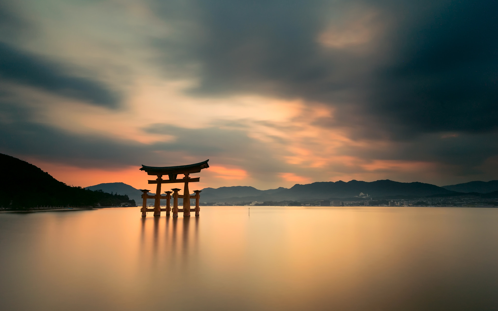 Canon EOS 6D sample photo. Itsukushima shrine sundown photography