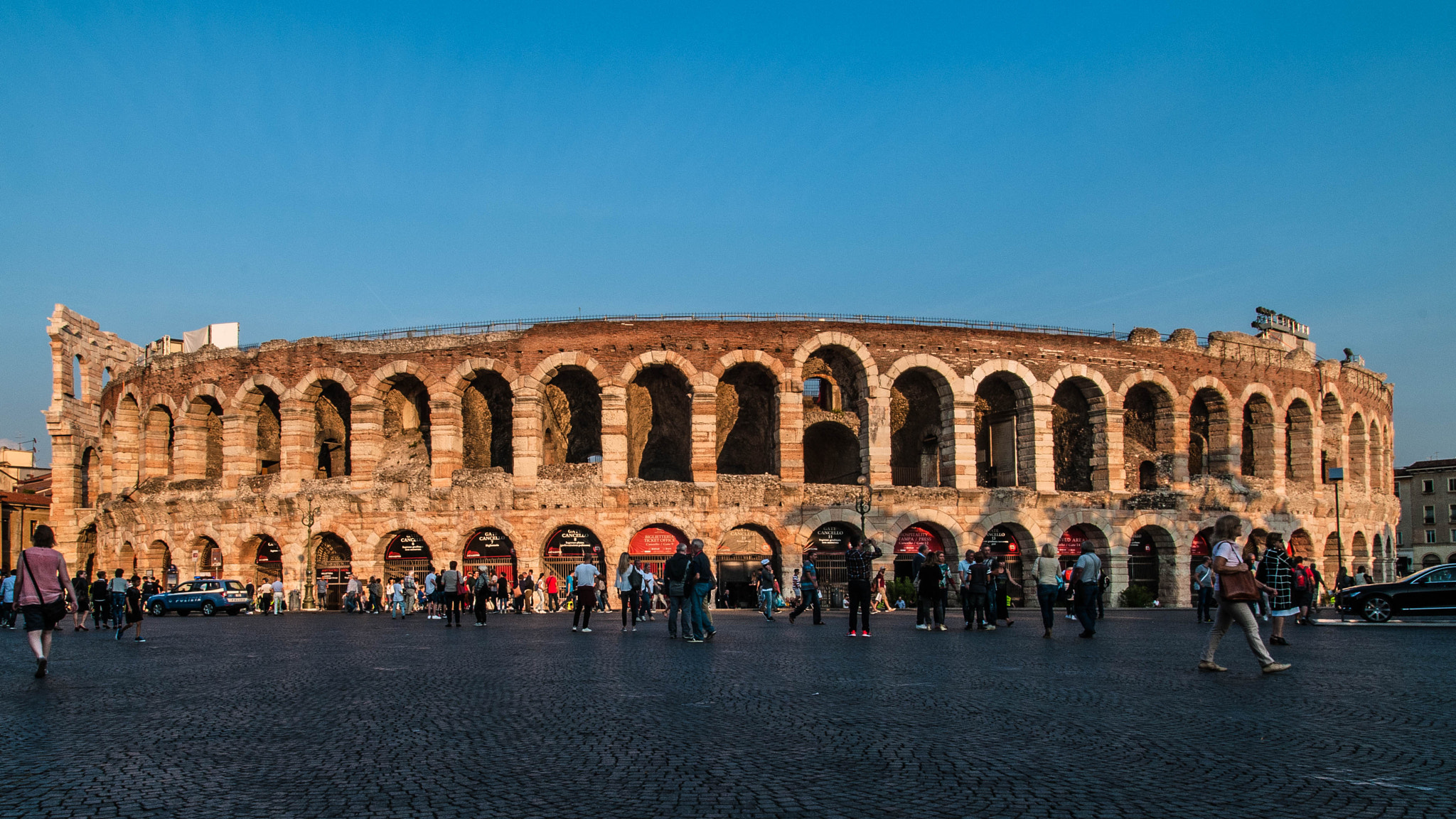 Nikon D300 sample photo. Arena, 6pm. photography