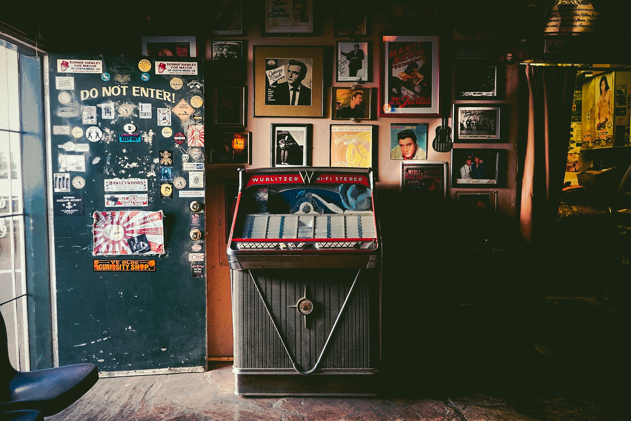 Sony a7S sample photo. Behind the bookcase photography