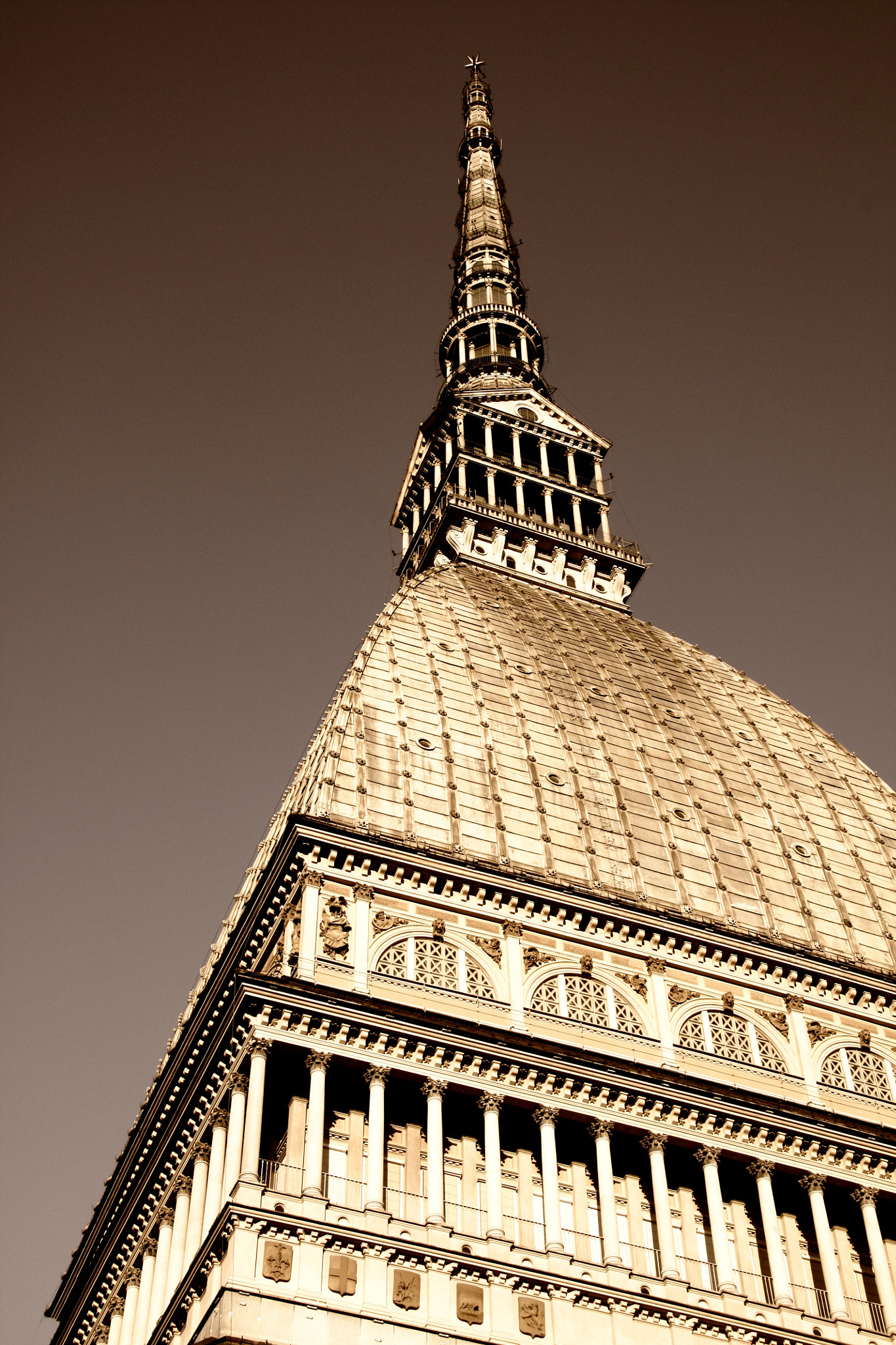 Canon EF-S 17-85mm F4-5.6 IS USM sample photo. Photo () photography