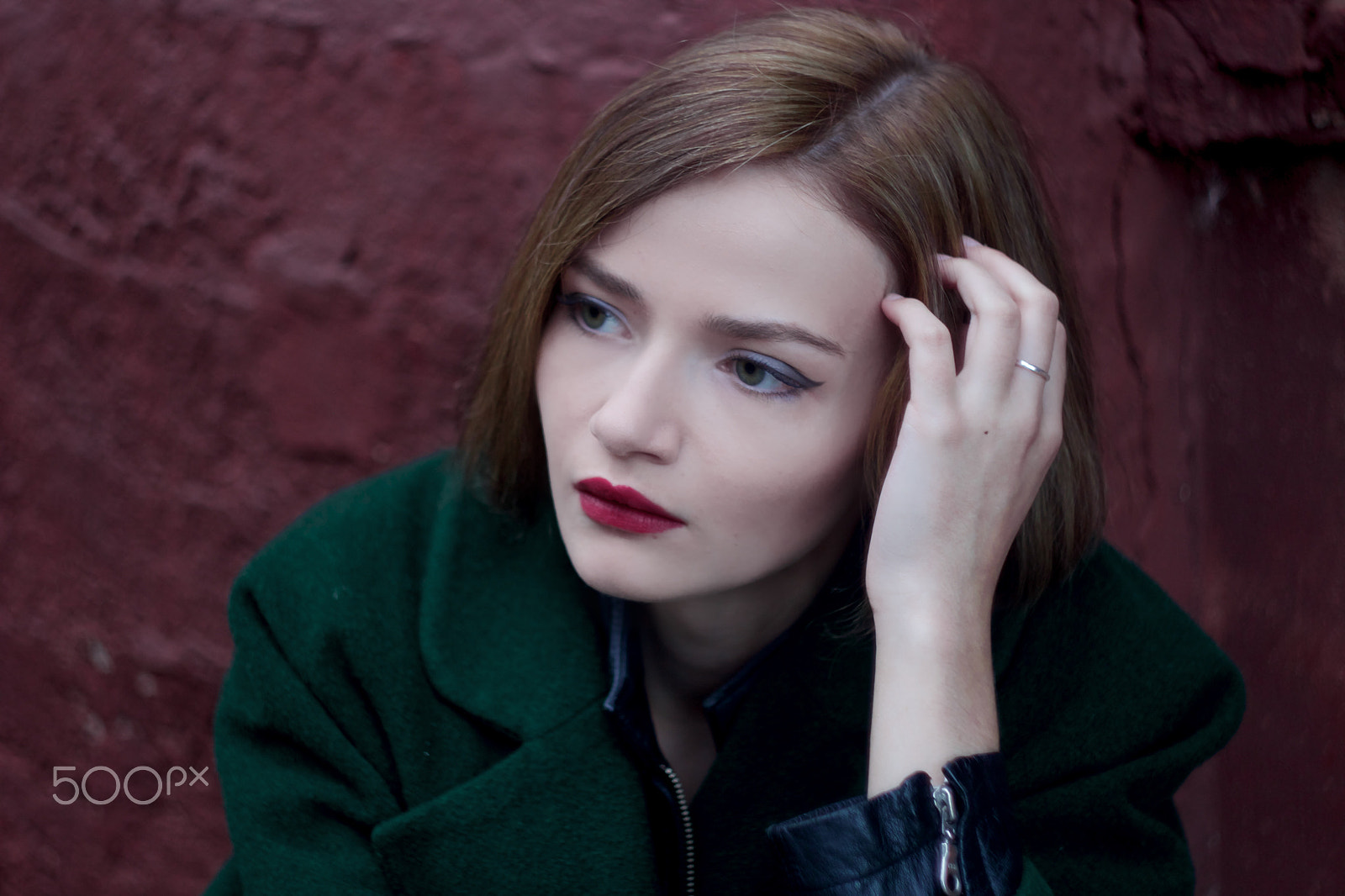 Canon EF 35-80mm f/4-5.6 sample photo. Retro fashion portrait photography