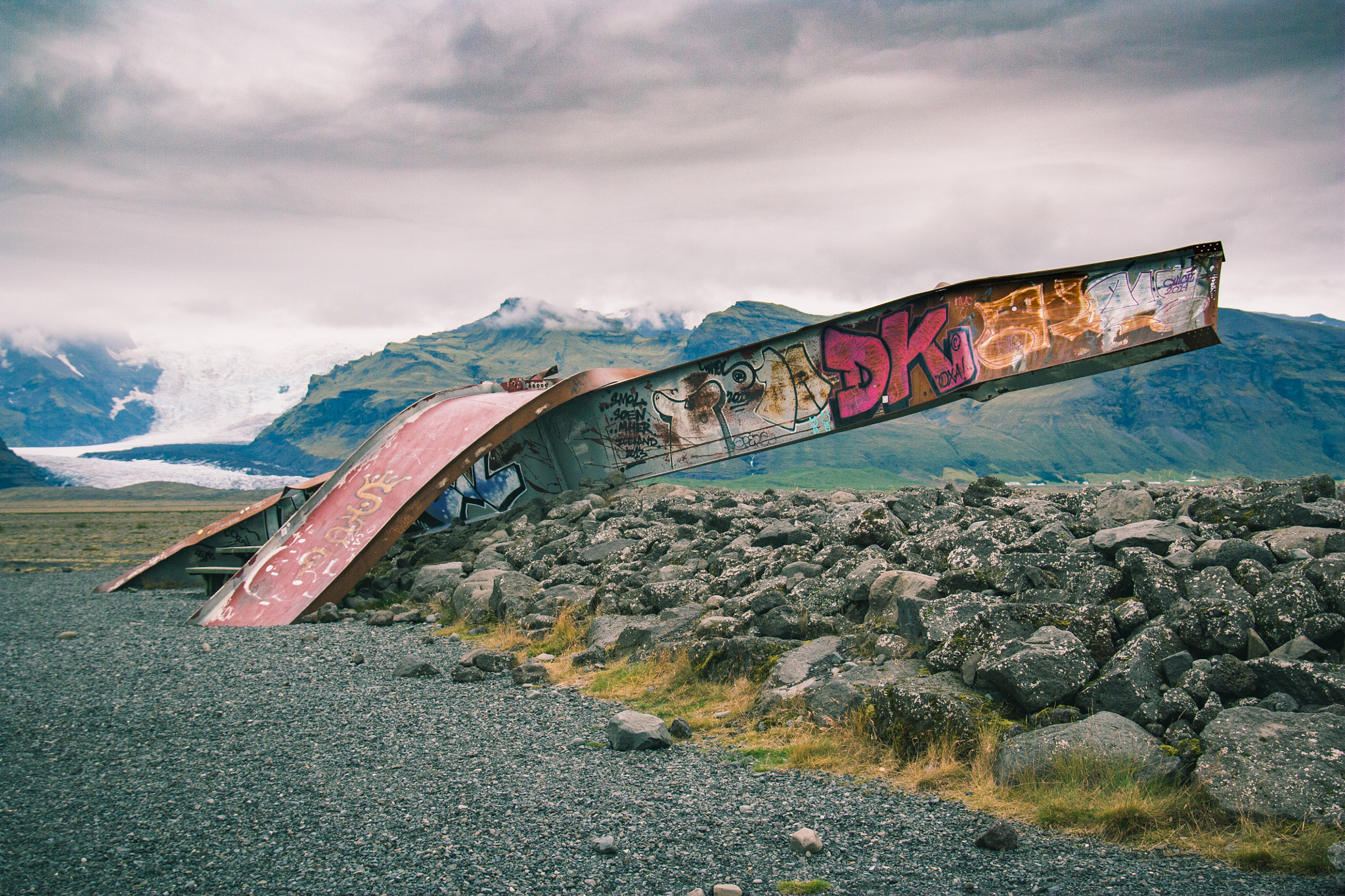 Canon EOS 450D (EOS Rebel XSi / EOS Kiss X2) sample photo. Glacial graffiti photography