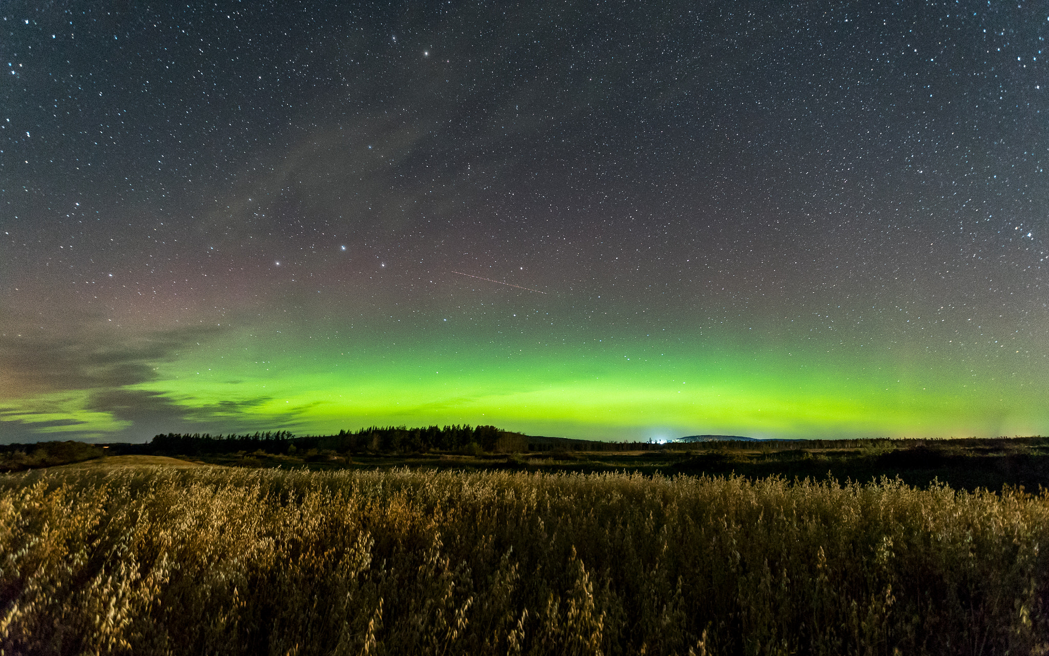 Tamron 18-270mm F3.5-6.3 Di II PZD sample photo. Aurora borealis photography