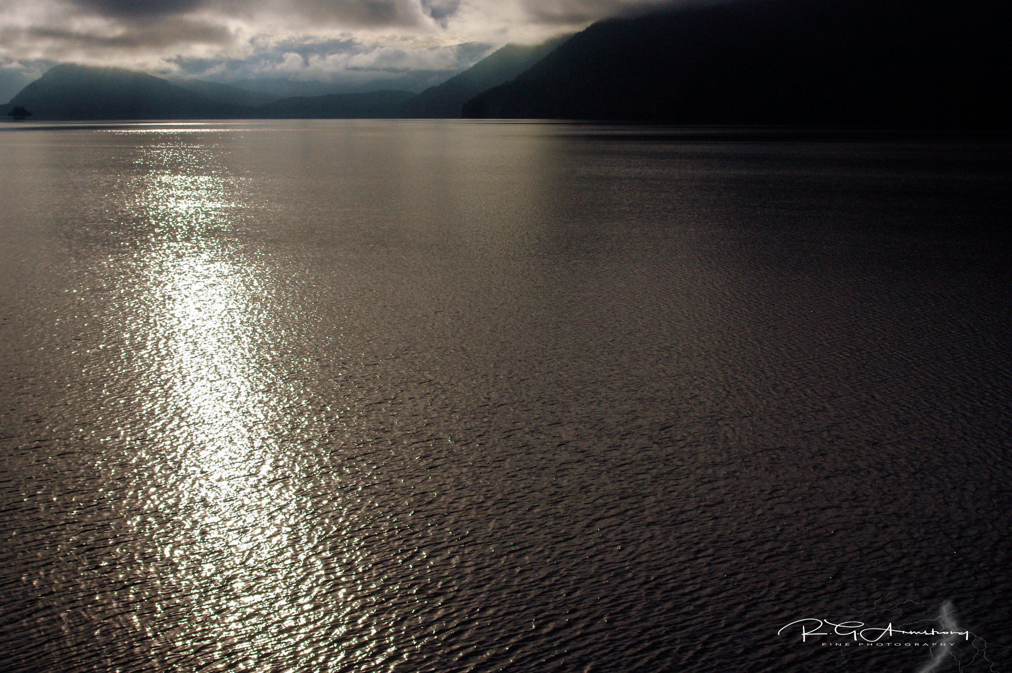 Pentax smc DA 18-55mm F3.5-5.6 ED AL II (IF) sample photo. Morning on the lake photography