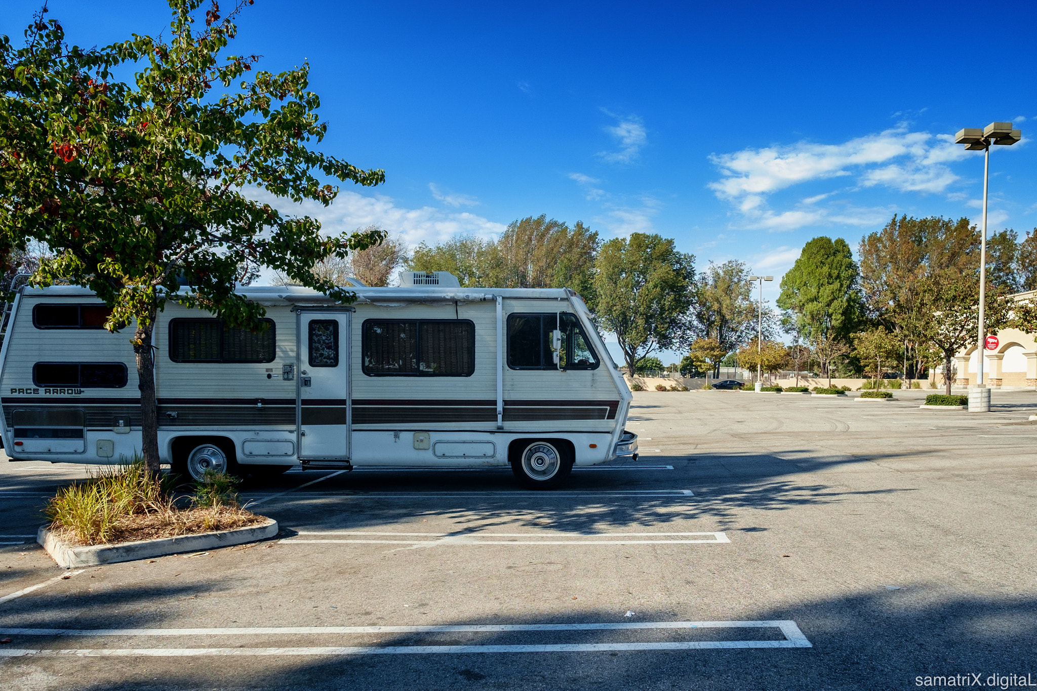 Fujifilm X-Pro1 + Fujifilm XF 14mm F2.8 R sample photo. Pastoral scene in los angeles county photography