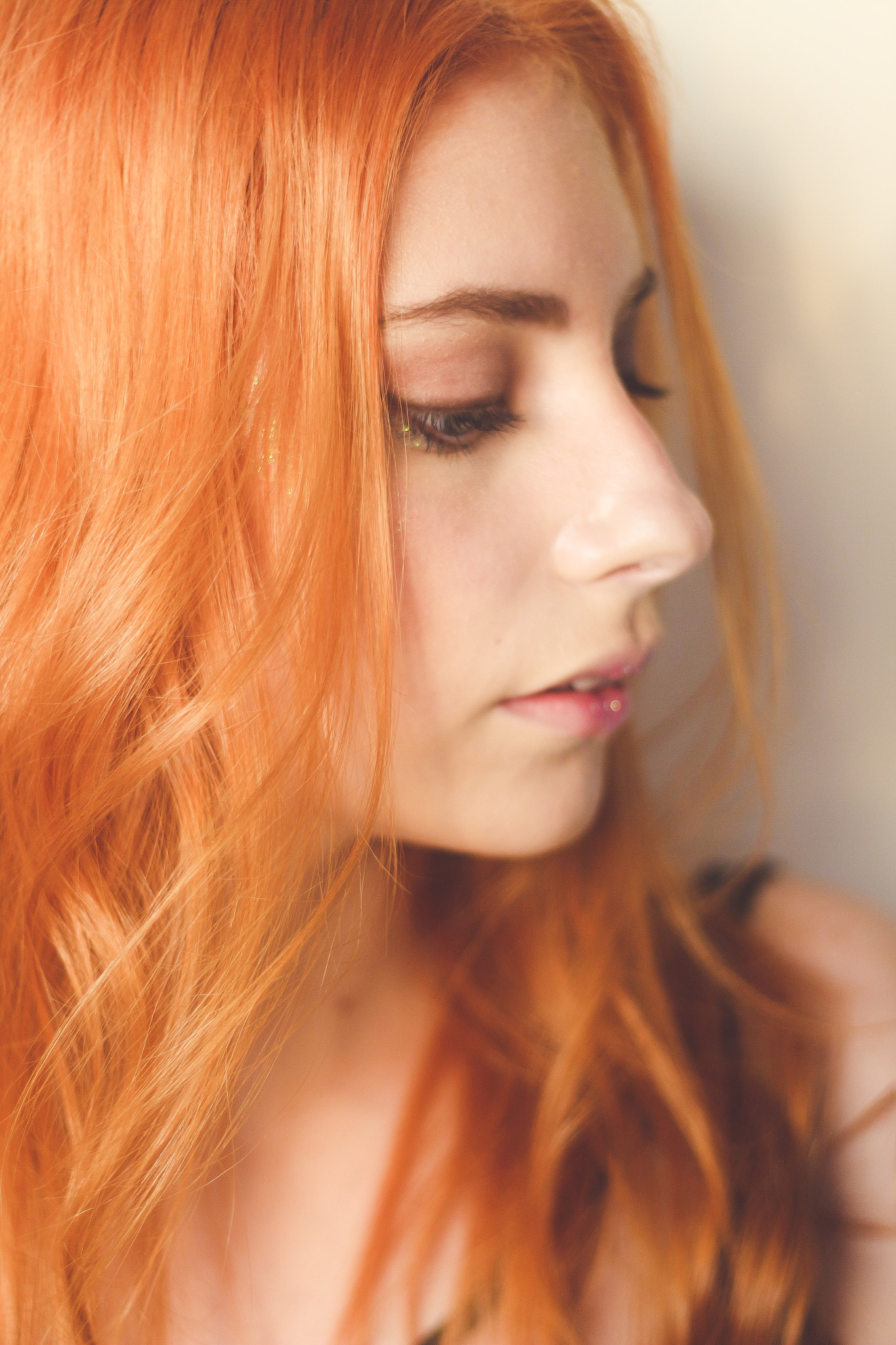 Canon EOS 700D (EOS Rebel T5i / EOS Kiss X7i) + Canon EF 50mm F1.8 II sample photo. Dark mermaid photography