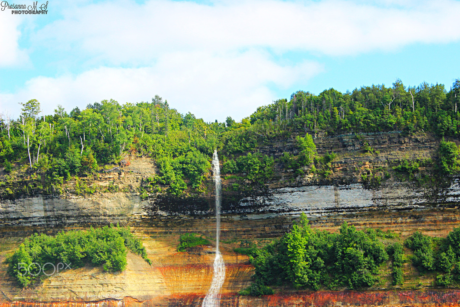 Canon EOS 600D (Rebel EOS T3i / EOS Kiss X5) + 18.0 - 55.0 mm sample photo. Pictured rocks waterfall photography